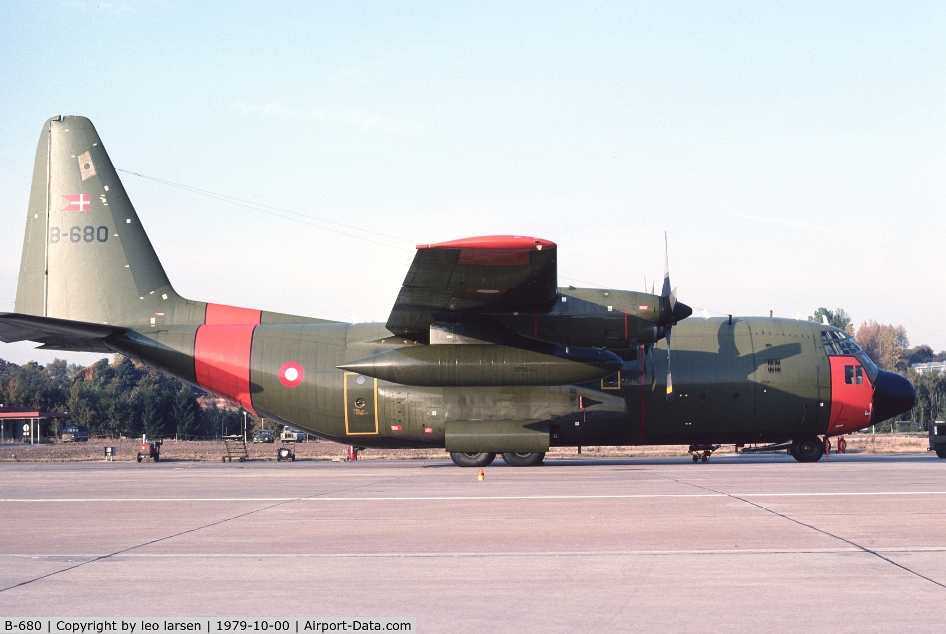 B-680, 1974 Lockheed C-130H Hercules C/N 382-4599, Værløse 10.1979