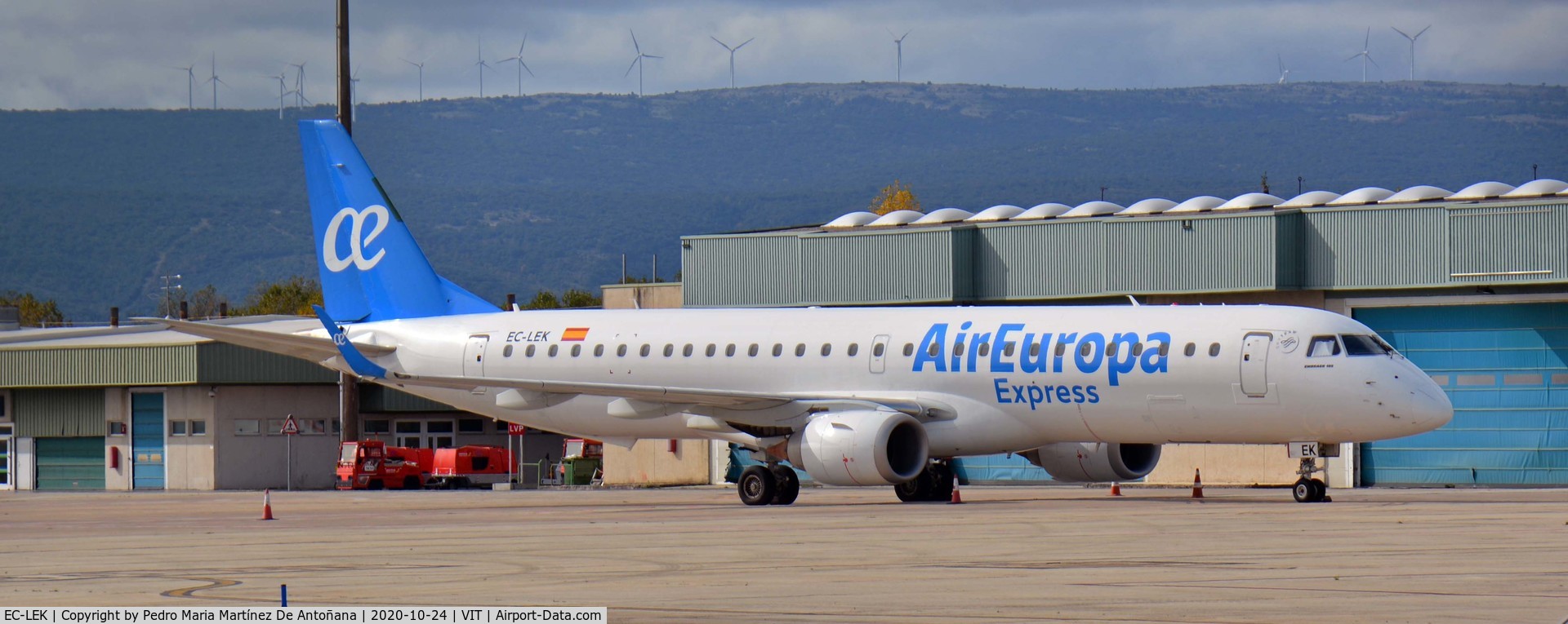 EC-LEK, 2010 Embraer 195LR (ERJ-190-200LR) C/N 19000344, Aeropuerto de Foronda - Vitoria-Gasteiz - Euskadi - España