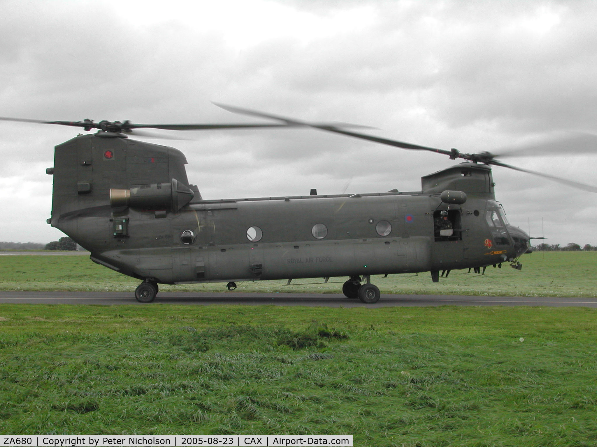 ZA680, Boeing Vertol Chinook HC.2 C/N M/A011/B-828/M7024, Chinook HC.2, callsign Twister 2, of 18 Squadron on a Qualified Helicopter Tactics Instructor course seen at Carlisle in August 2005.