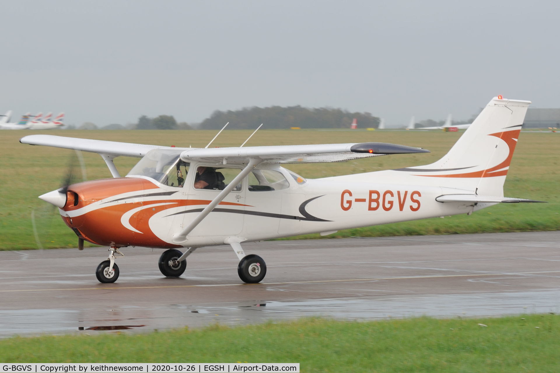 G-BGVS, 1973 Reims F172M Skyhawk Skyhawk C/N 0992, Arriving at Norwich from Rochester.