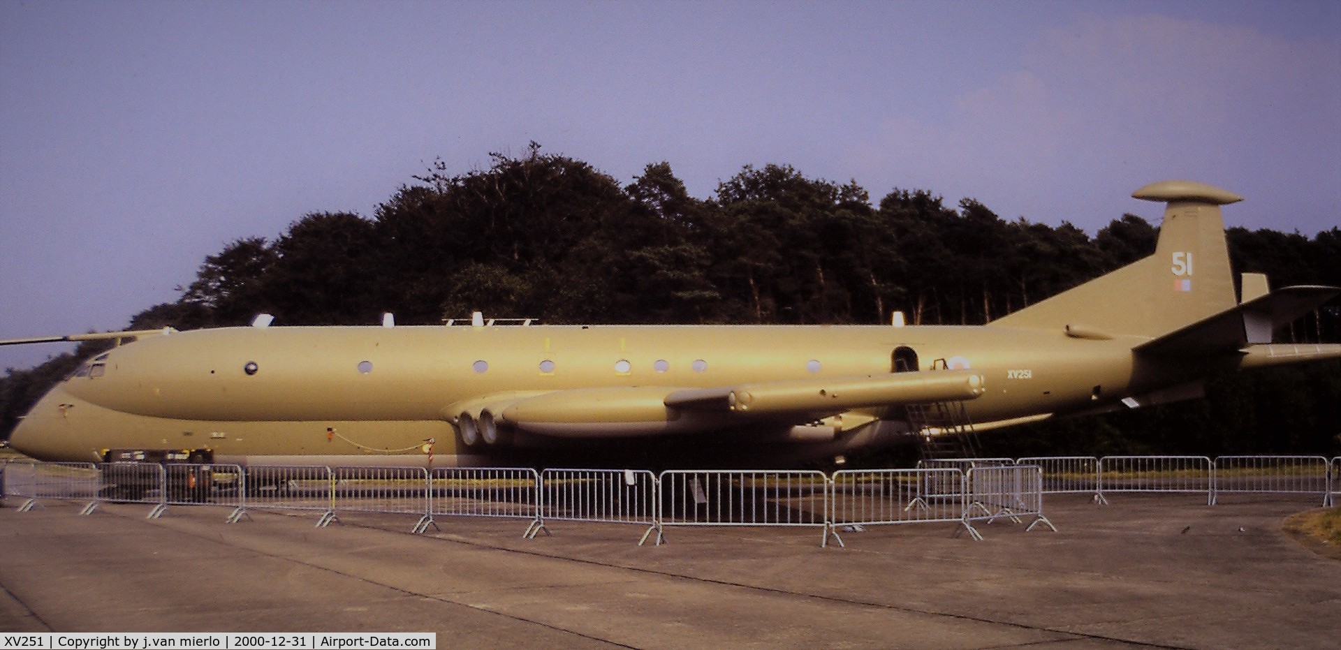 XV251, Hawker Siddeley Nimrod MR.2 C/N 8026, scan from slide