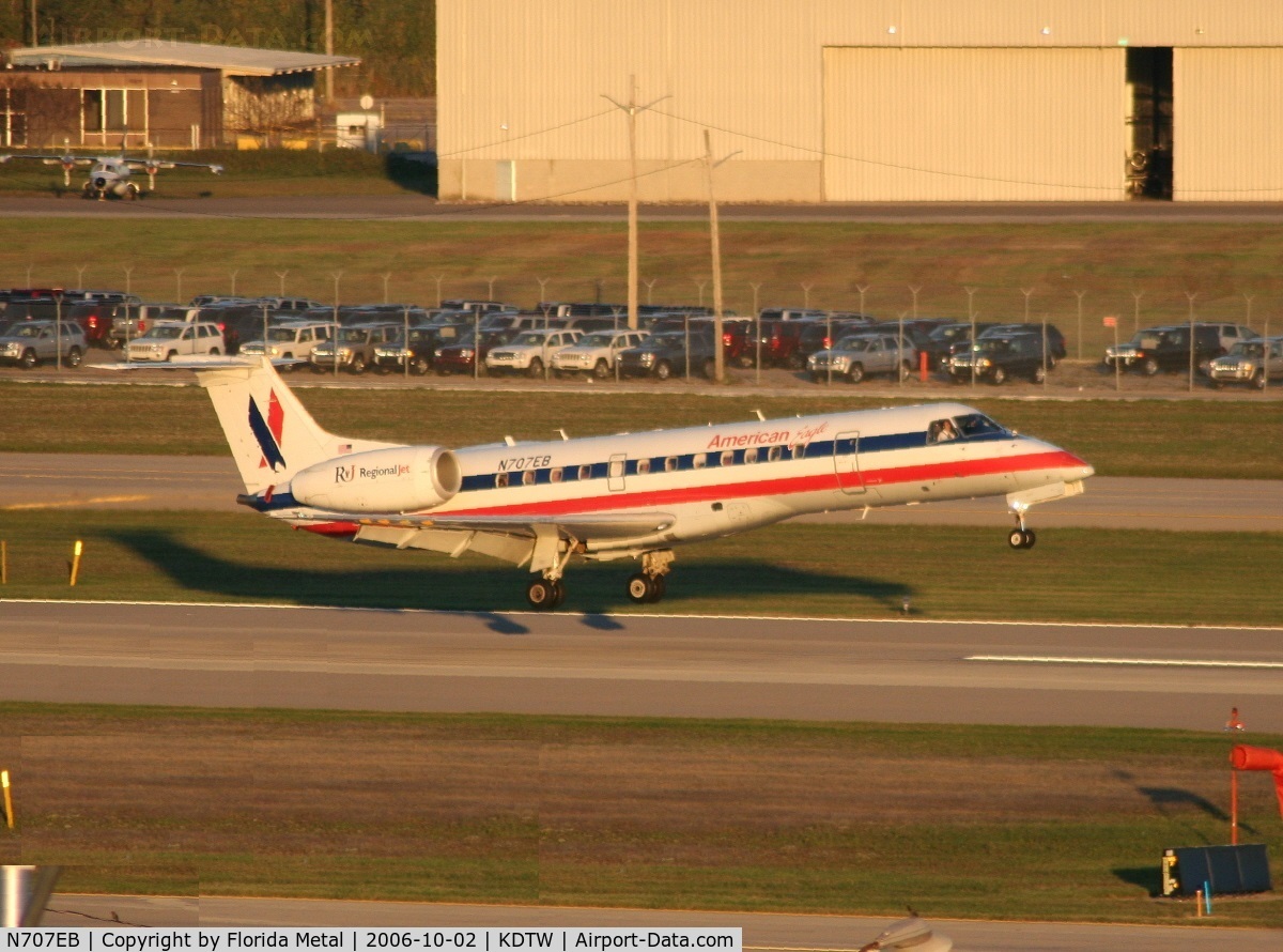 N707EB, 1999 Embraer ERJ-135LR (EMB-135LR) C/N 145195, DTW spotting 2006