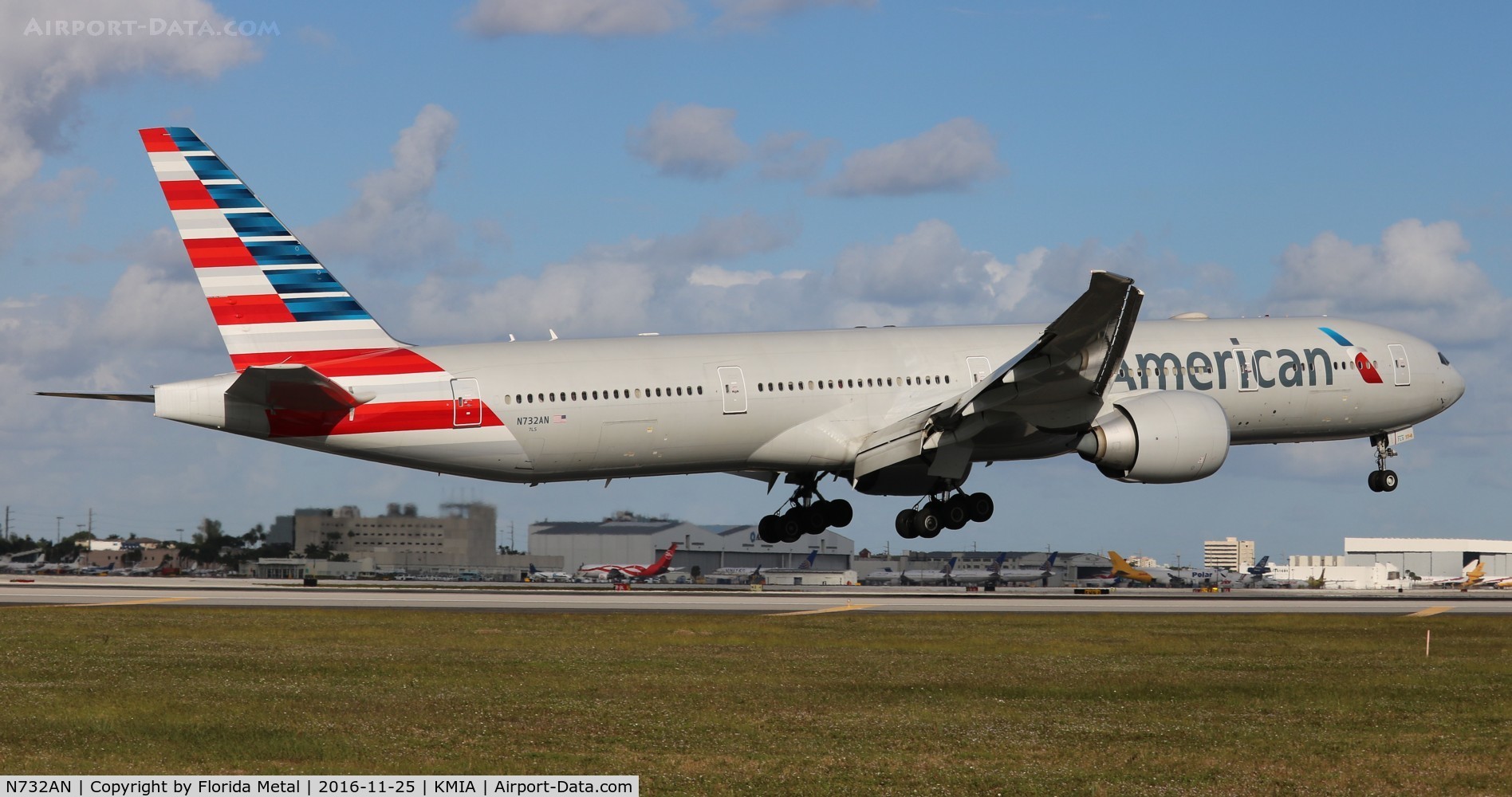 N732AN, 2014 Boeing 777-323/ER C/N 31549, MIA spotting 2016