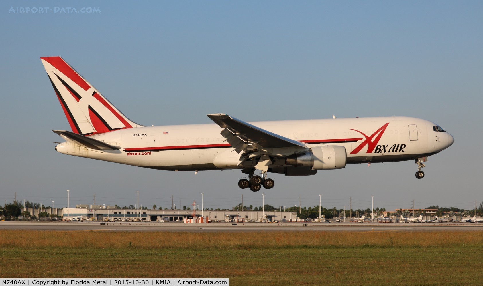 N740AX, 1983 Boeing 767-232 C/N 22213, MIA spotting 2015