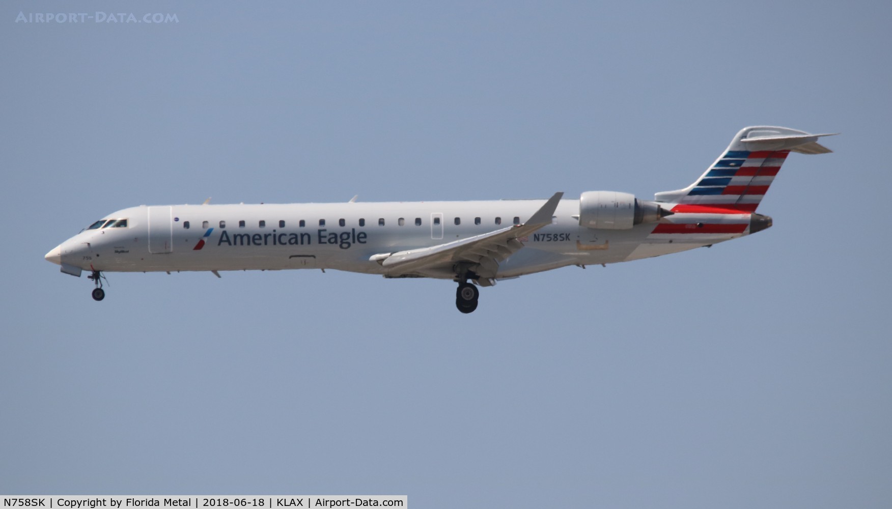 N758SK, 2005 Bombardier CRJ-701ER (CL-600-2C10) Regional Jet C/N 10222, LAX spotting 2018