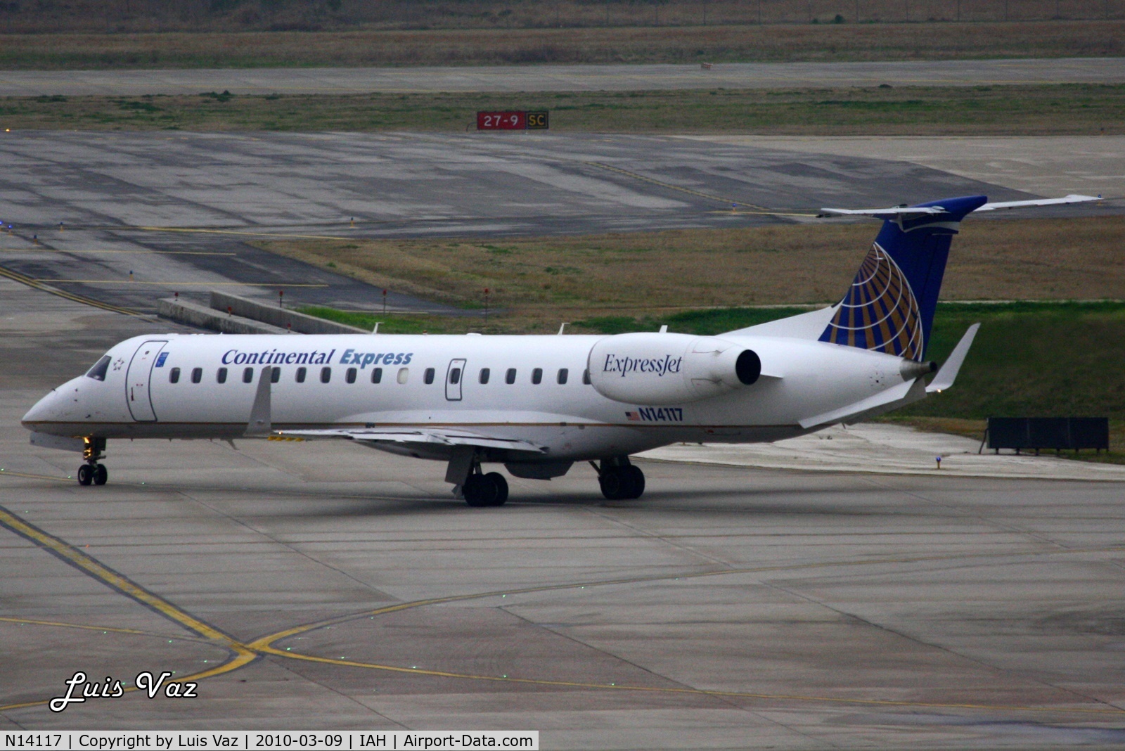 N14117, 2002 Embraer ERJ-145XR (EMB-145XR) C/N 145674, Continental Express