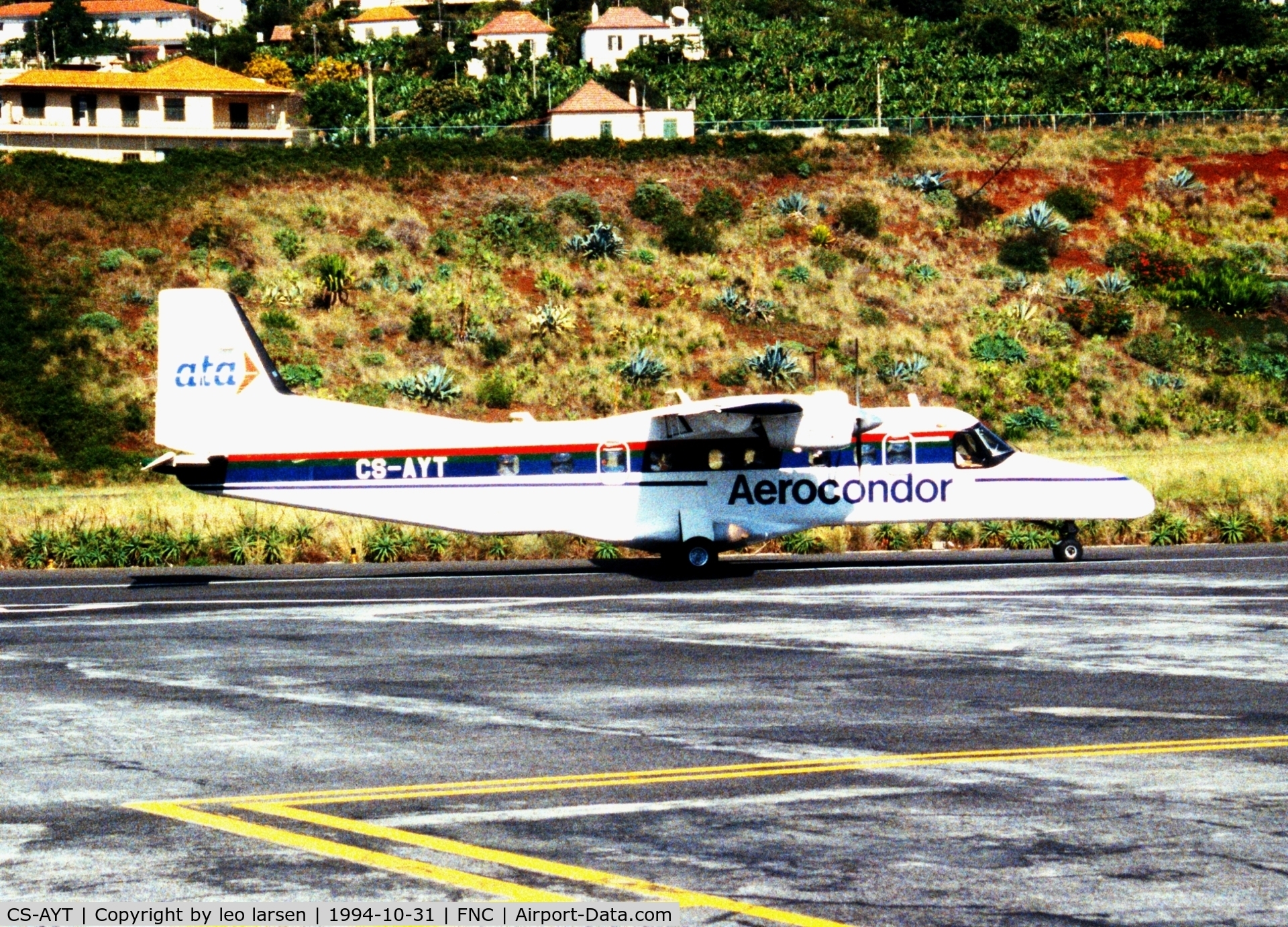 CS-AYT, 1986 Dornier 228-200 C/N 8084, Funchal 31.10.1994