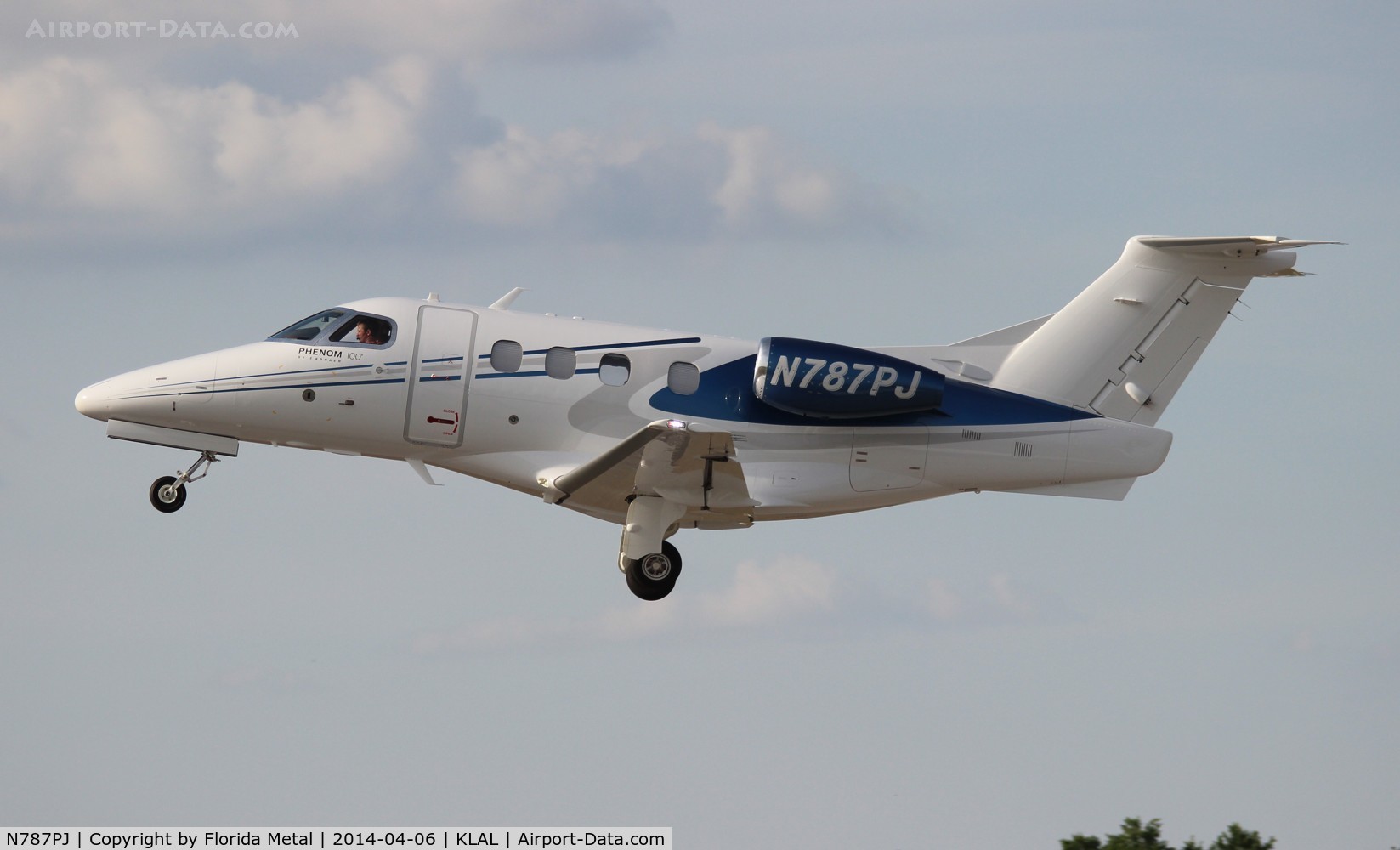 N787PJ, 2011 Embraer EMB-500 Phenom 100 C/N 50000258, SNF LAL 2014