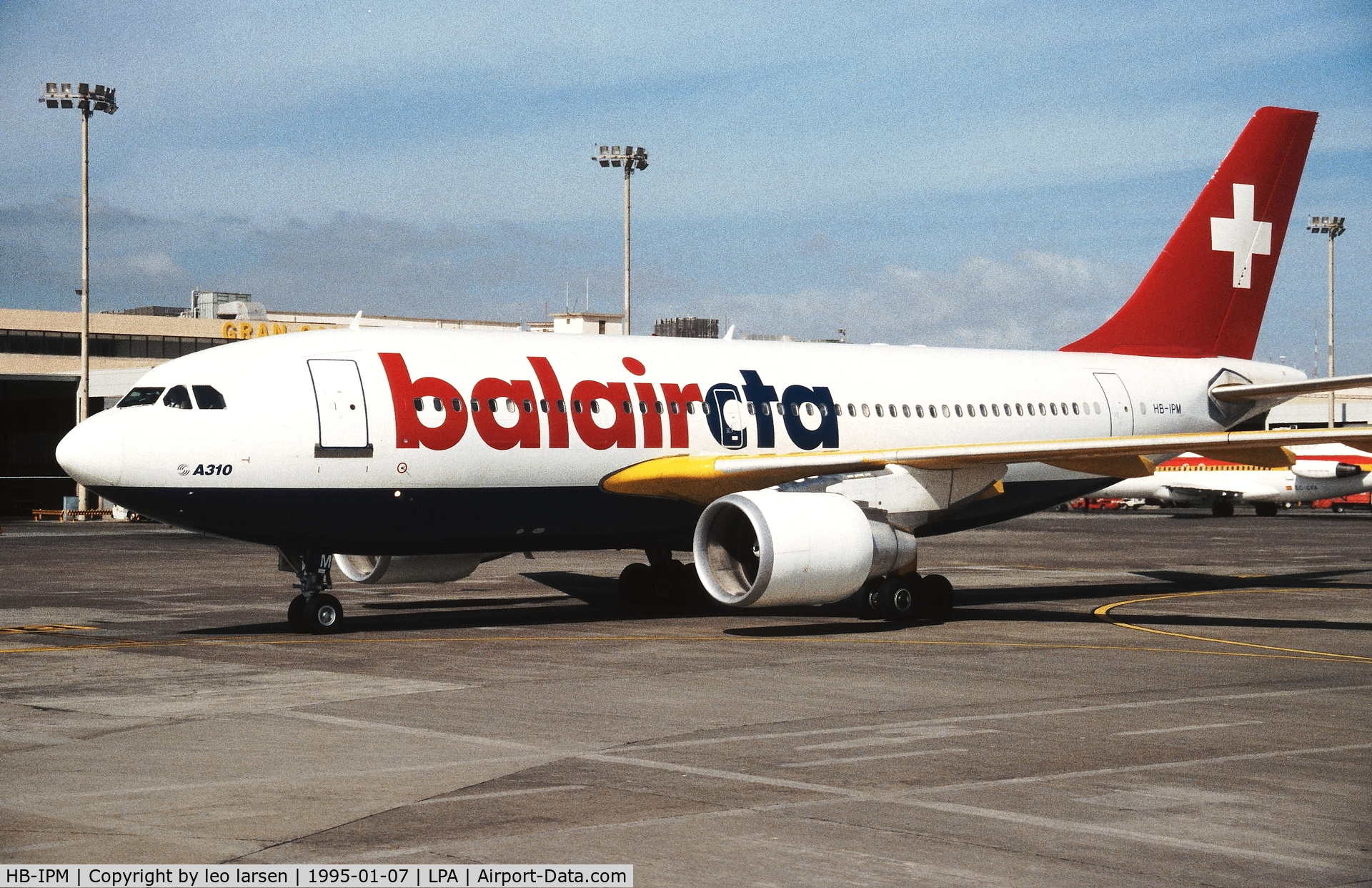 HB-IPM, 1992 Airbus A310-325 C/N 642, Las Palmas 7.1.1995