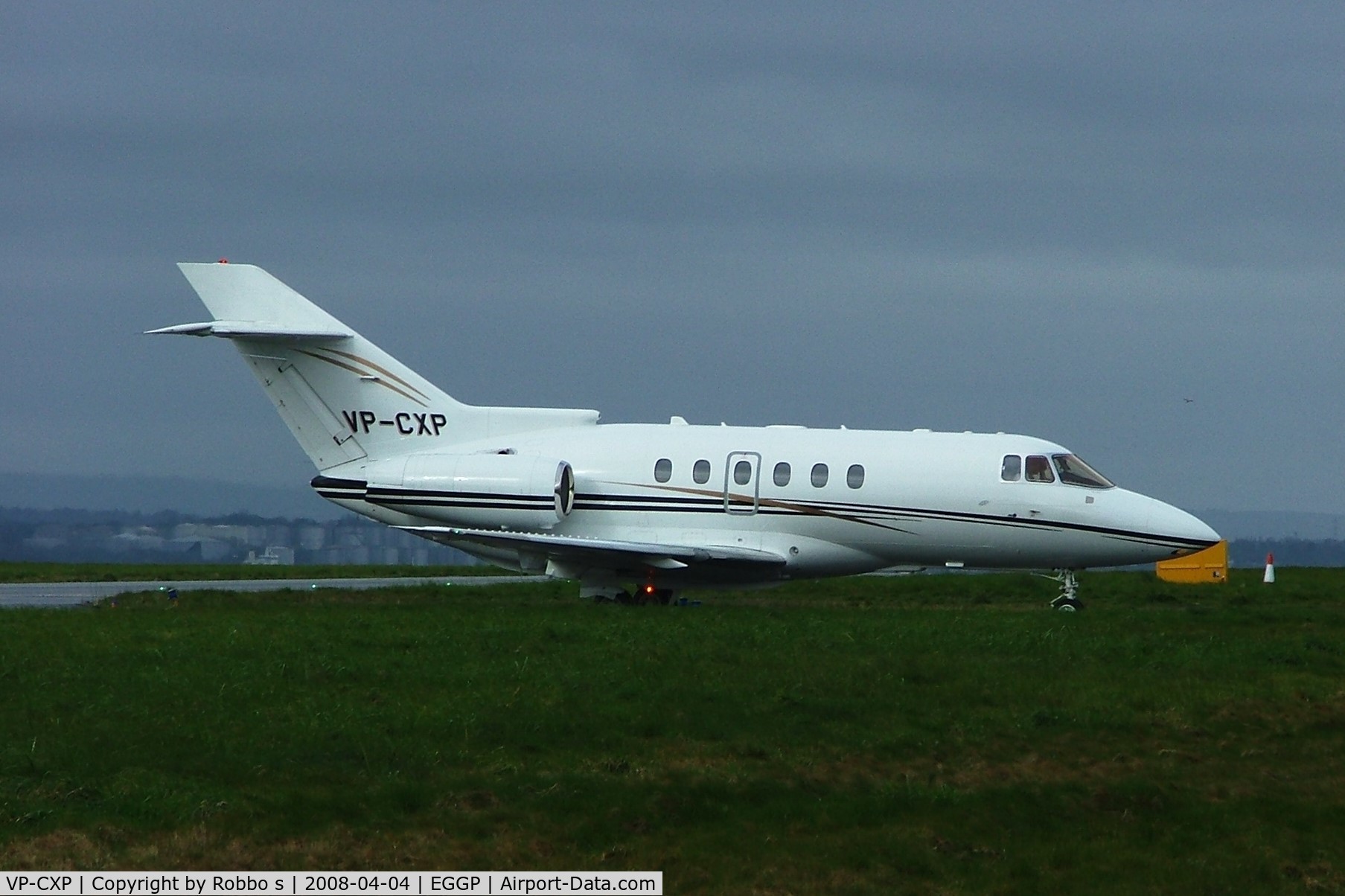 VP-CXP, 2005 Raytheon Hawker 800XP C/N 258728, VP-CXP Hawker 800XP at Liverpool John Lennon Airport.
