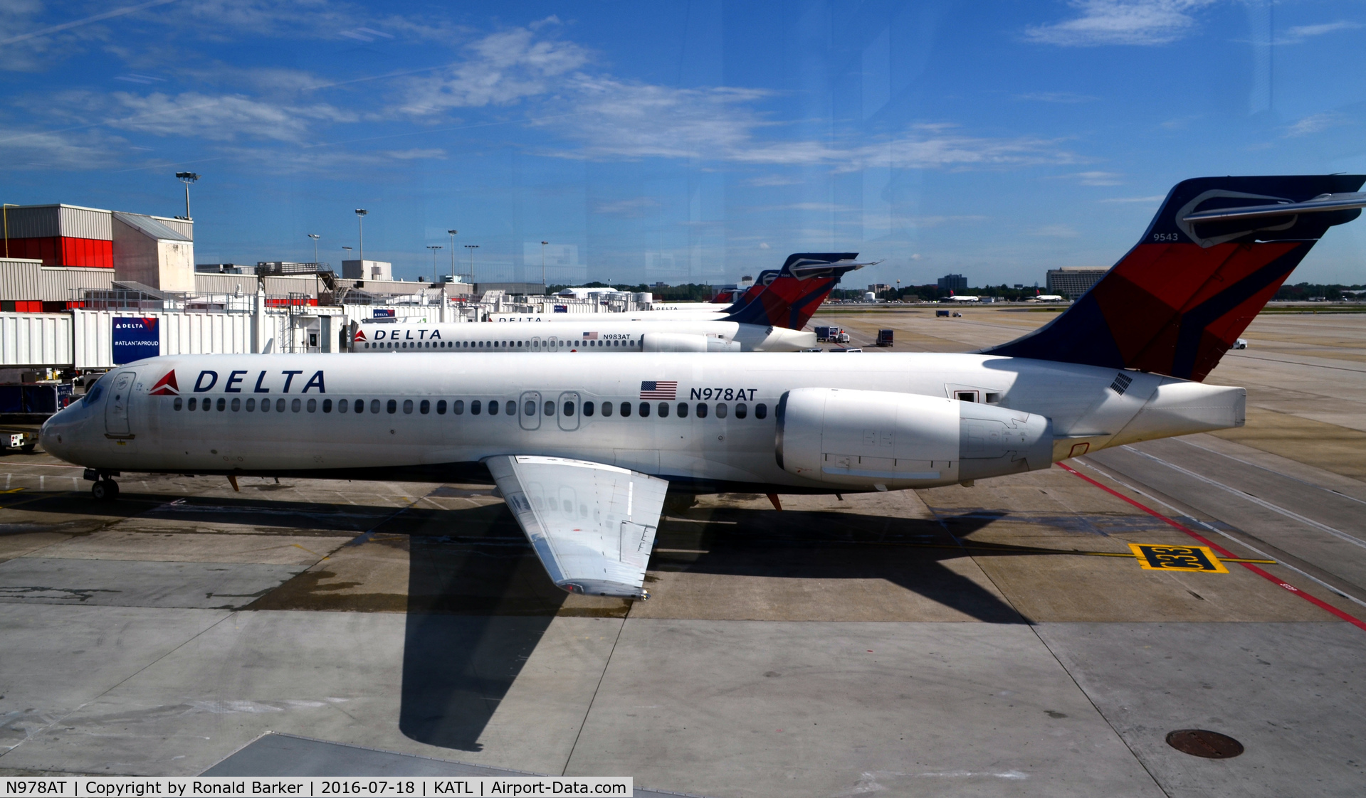 N978AT, 2002 Boeing 717-200 C/N 55037, Parking Gate C31 Atlanta
