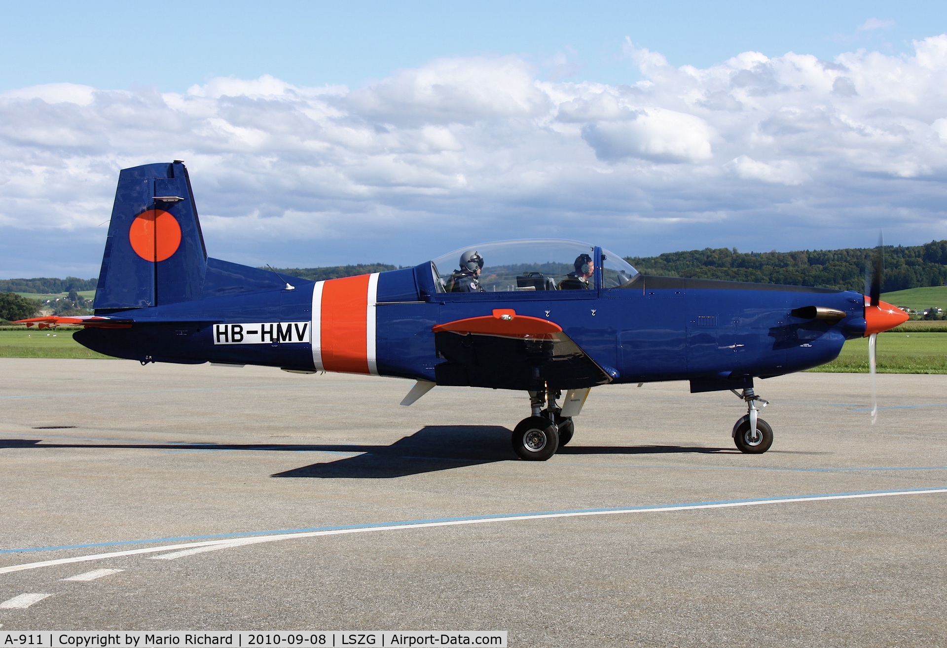 A-911, 1982 Pilatus PC-7 C/N 319, in new paint as HB-HMV later on F-HGPM