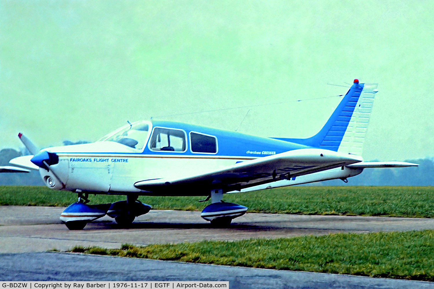 G-BDZW, 1976 Piper PA-28-140 Cherokee C/N 28-7625181, G-BDZW   Piper PA-28-140 Cherokee [28-7625181] (Fairoaks Flight Centre) Fairoaks~G @ 17/11/1976