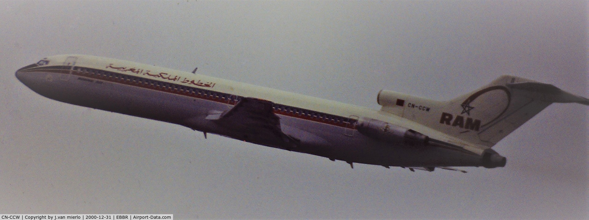 CN-CCW, 1975 Boeing 727-2B6 C/N 21068, T/O BRU 25R '90s scan from slide