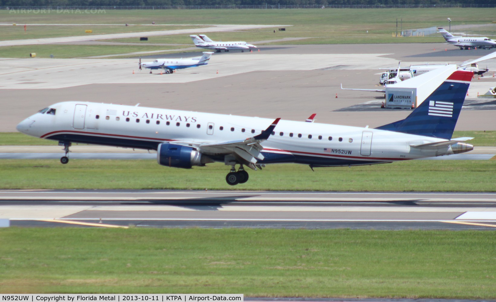 N952UW, 2007 Embraer ERJ-190-100 IGW 190AR C/N 19000119, TPA spotting 2013