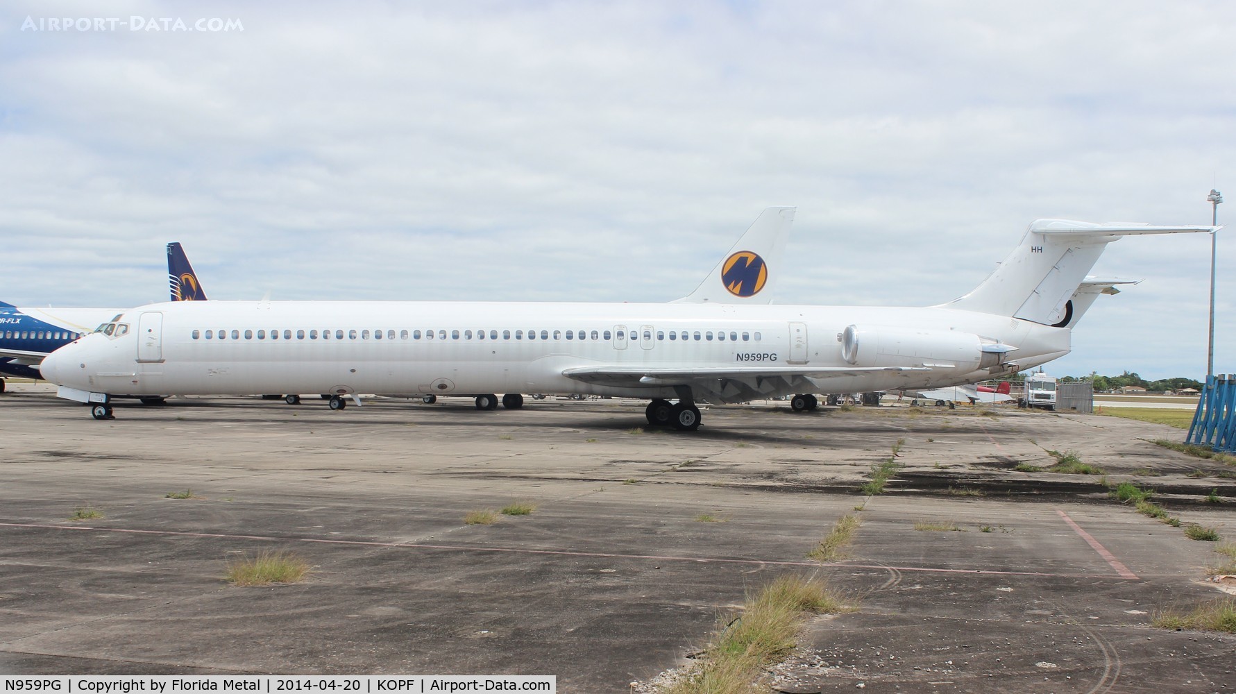 N959PG, 1989 McDonnell Douglas MD-83 (DC-9-83) C/N 49741, OPF O.F.A. 2014