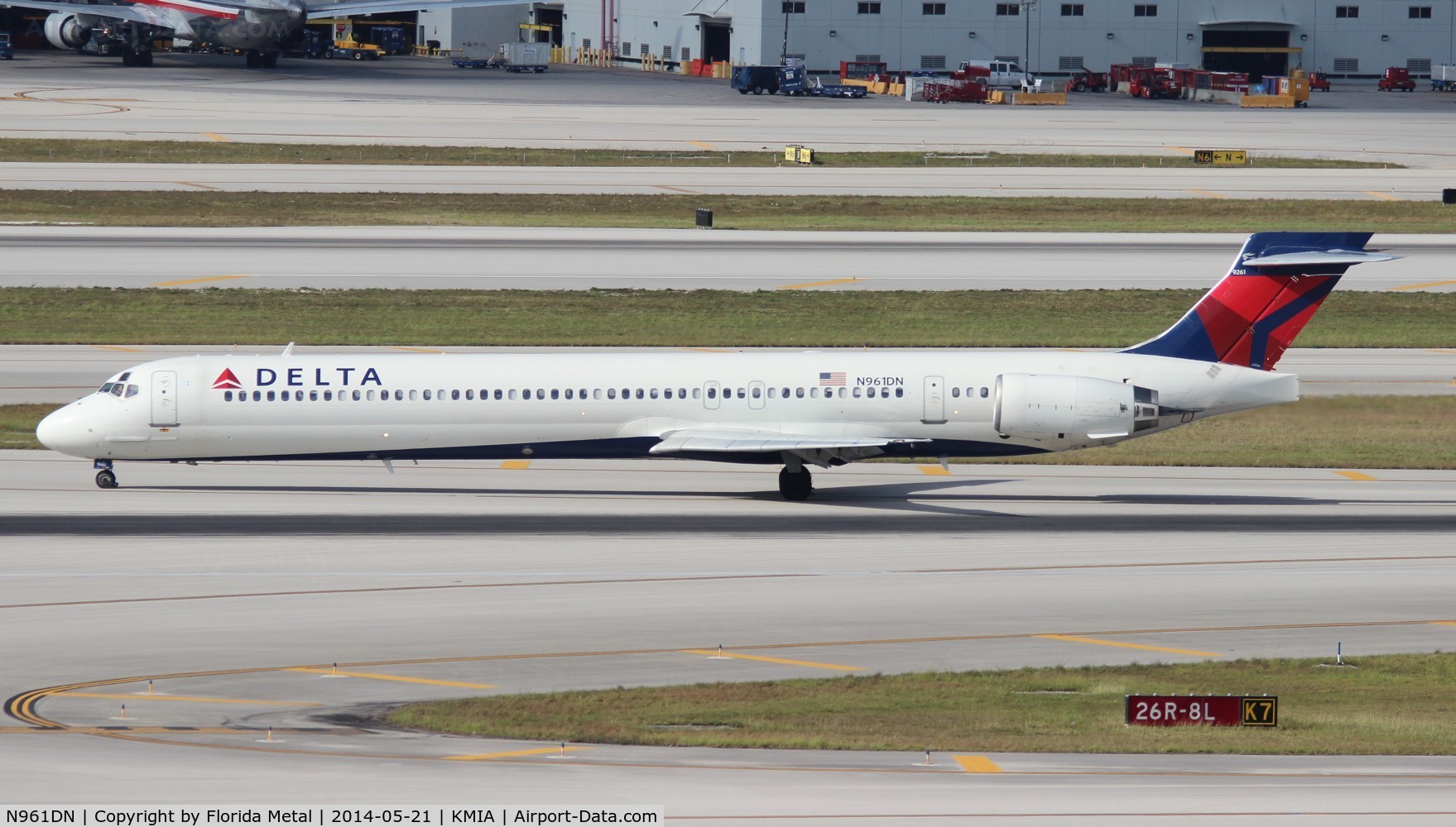 N961DN, McDonnell Douglas MD-90-30 C/N 53531, MIA spotting 2014