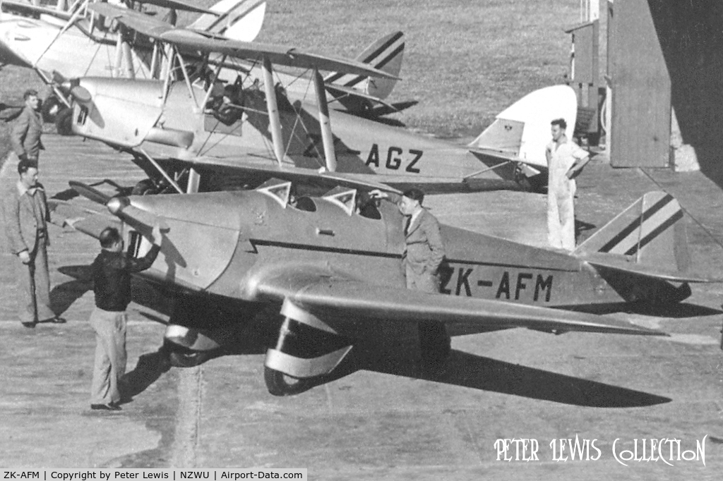 ZK-AFM, 1935 Miles M2F Hawk Major C/N 147, Wanganui Aero Club - 1939