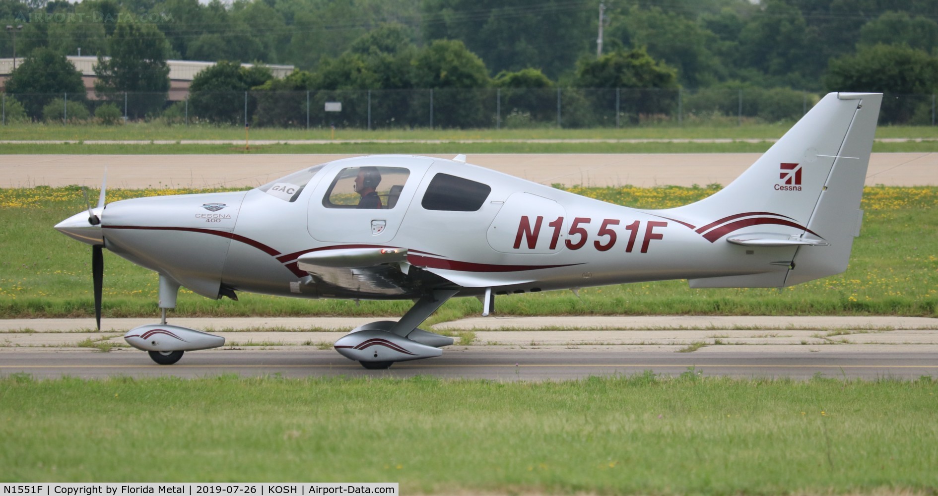 N1551F, 2007 Columbia Aircraft Mfg LC41-550FG C/N 41721, EAA OSH 2019