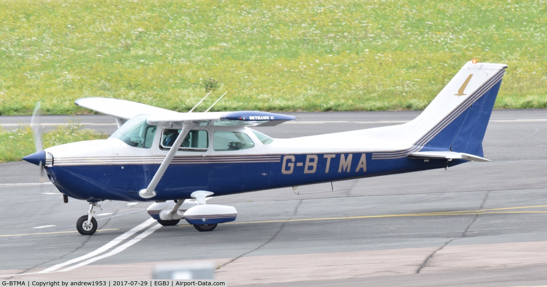 G-BTMA, 1980 Cessna 172N C/N 172-73711, G-BTMA at Gloucestershire Airport.