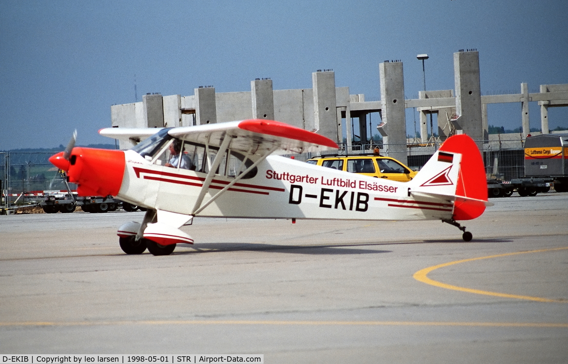 D-EKIB, Piper PA-18-150 Super Cub C/N 18-8321, Stuttgart 1.5.1998