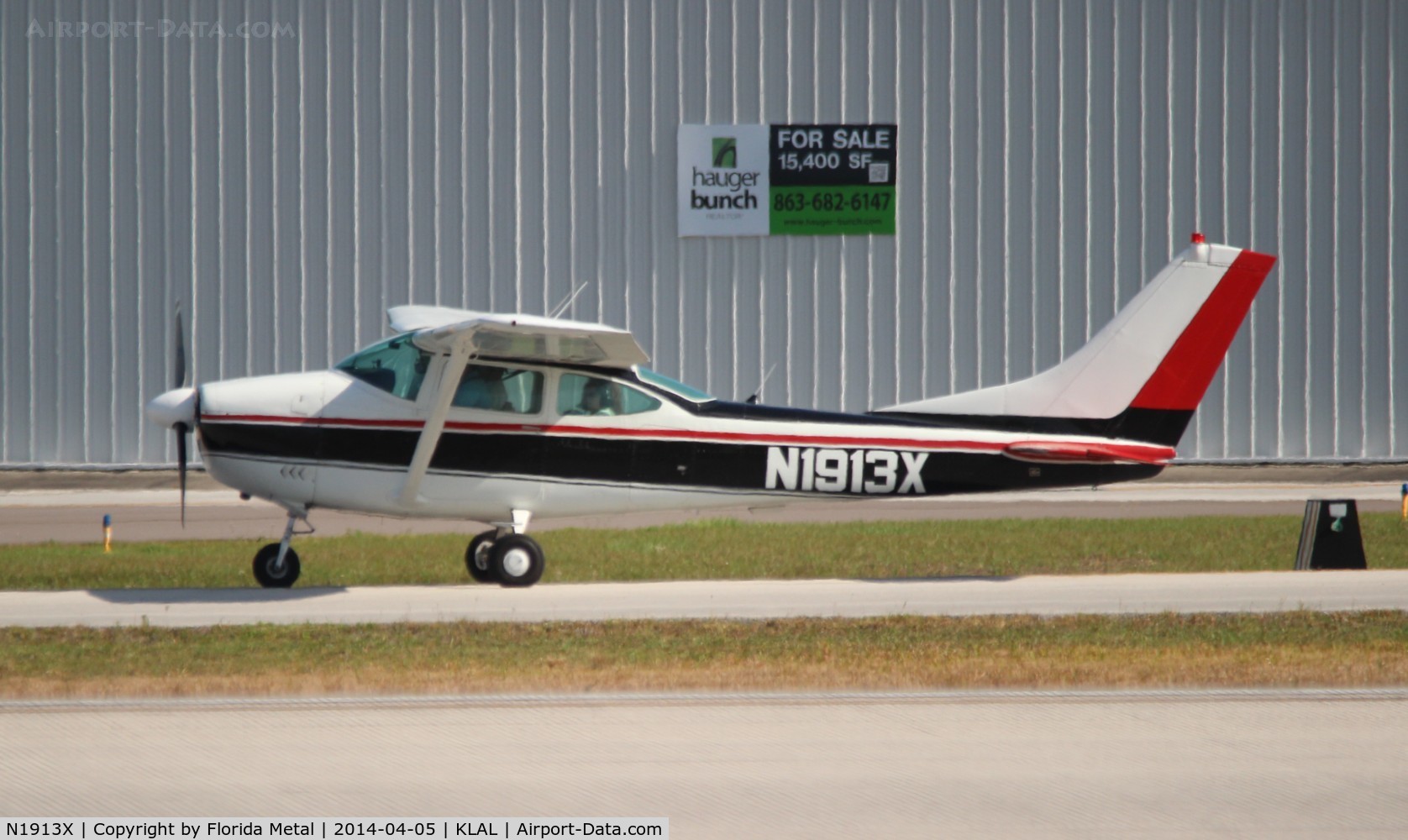 N1913X, 1965 Cessna 182H Skylane C/N 18256013, SNF LAL 2014