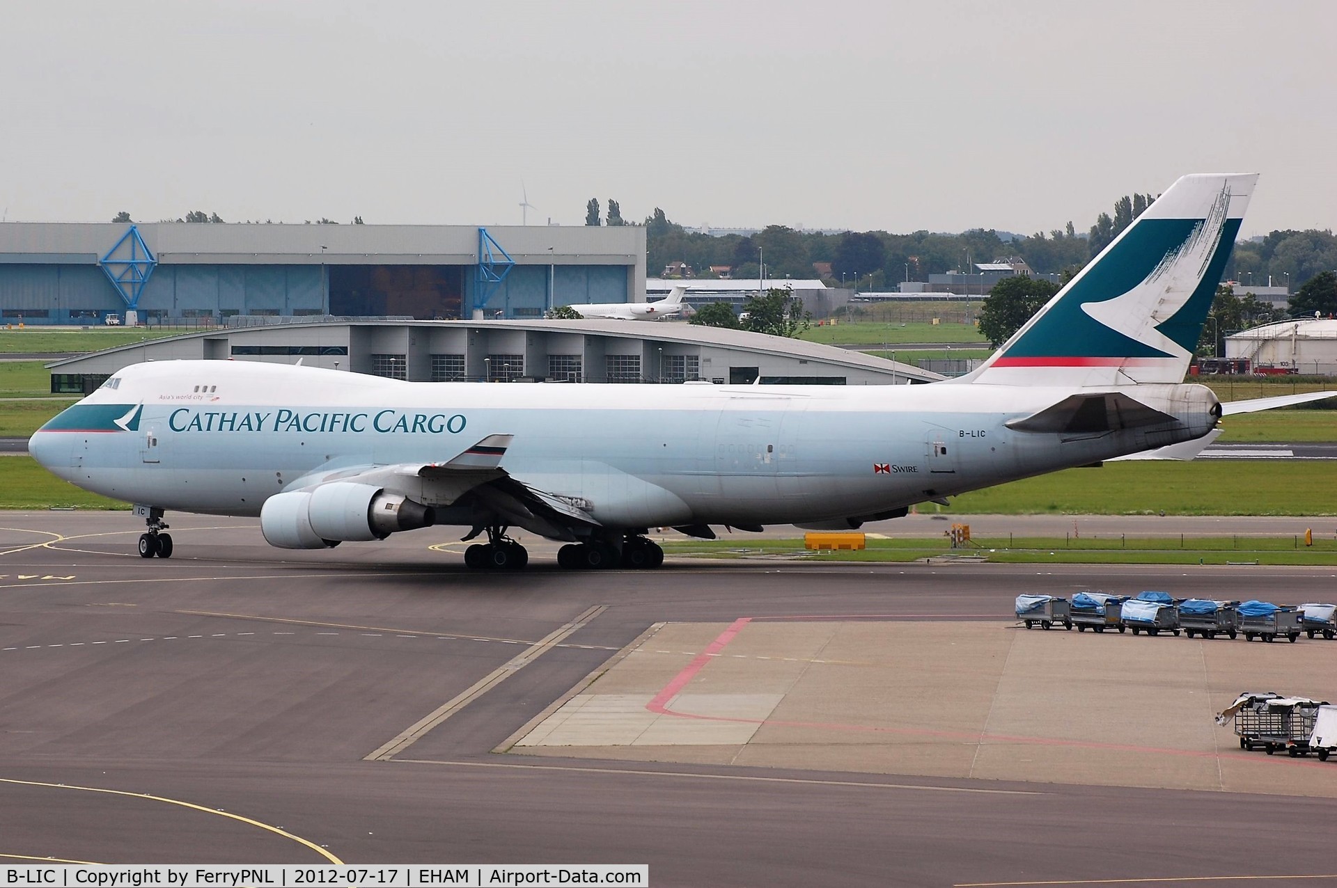 B-LIC, 2009 Boeing 747-467ERF C/N 36868, Cathay B744F departing AMS