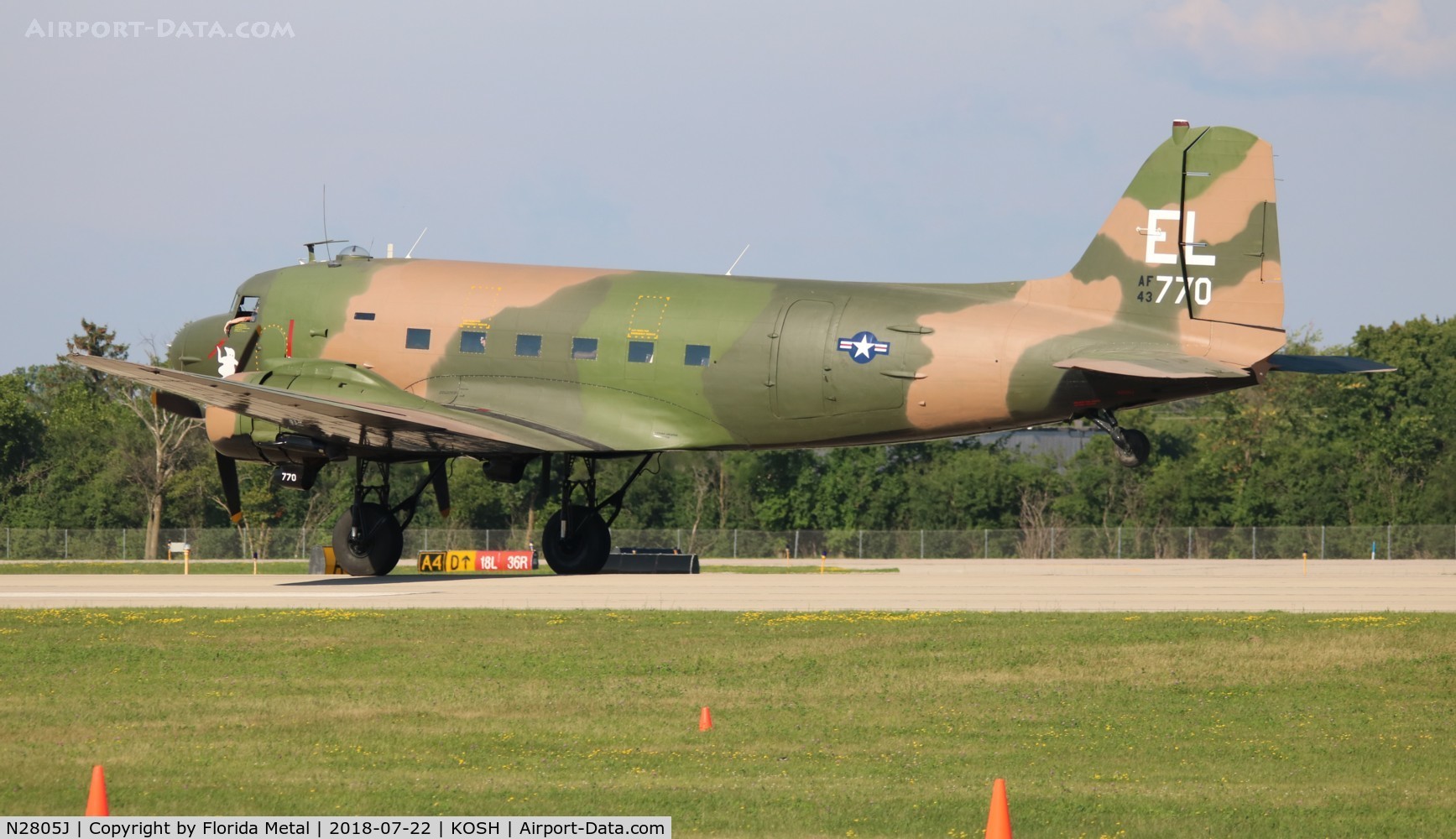 N2805J, 1944 Douglas DC3C-R-1830-90C C/N 20835, EAA OSH 2018