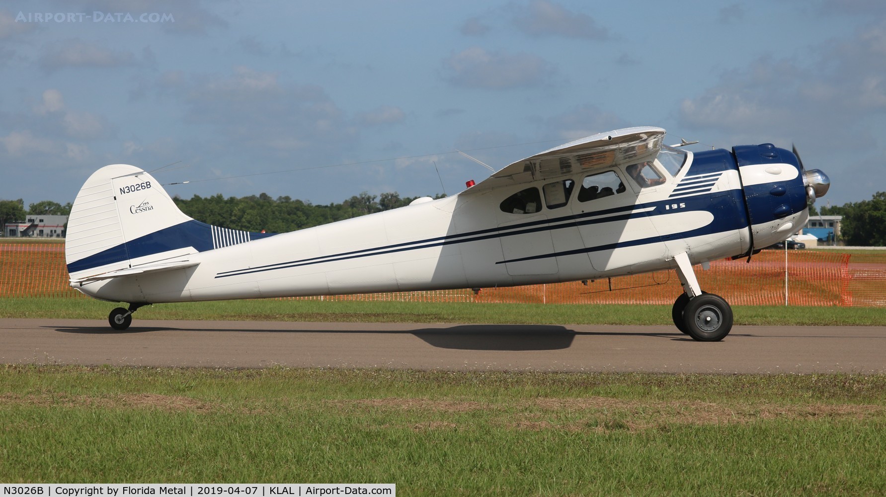 N3026B, 1952 Cessna 195B Businessliner C/N 7909, SNF LAL 2019