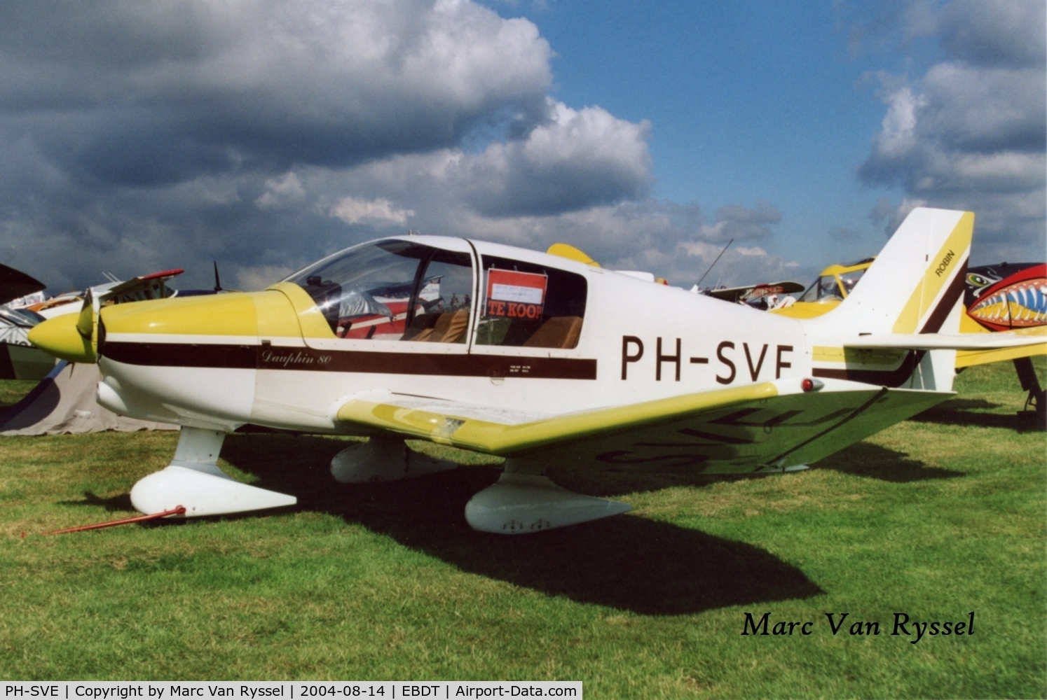 PH-SVE, Robin DR-400-120 Dauphin C/N 1499, Oldtimer Fly-in Schaffen 2004.