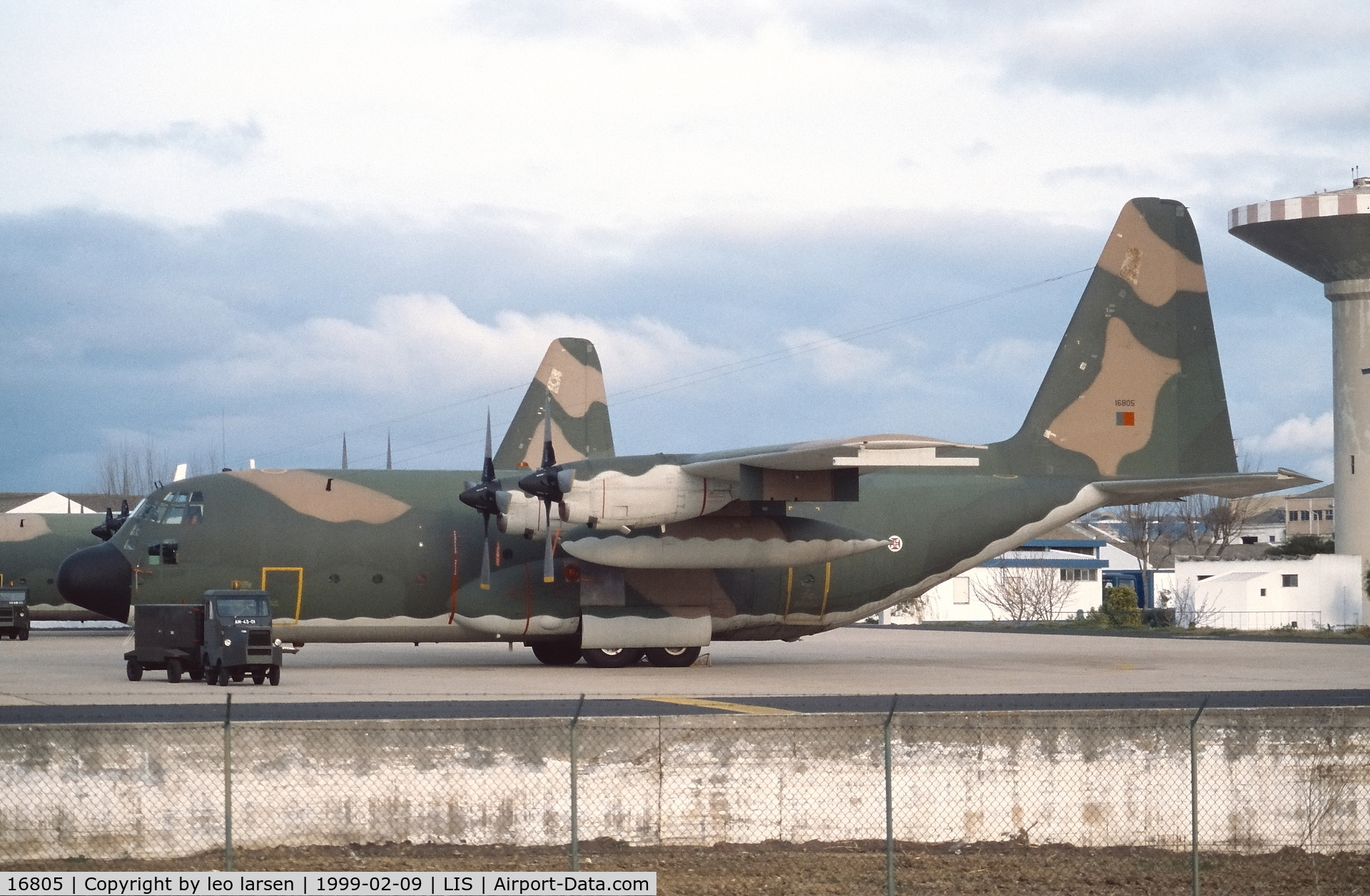 16805, 1978 Lockheed C-130H-30 Hercules C/N 382C-73D  (4778), Lisbon  9.2.1999
