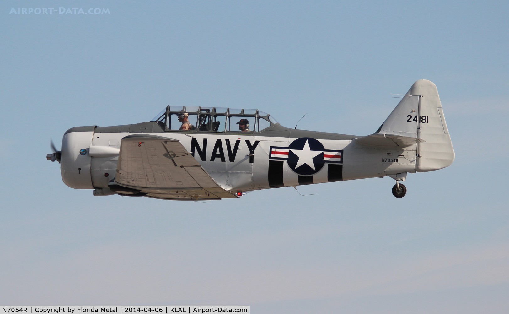 N7054R, 1943 North American AT-6C Texan C/N 88-112429, SNF LAL 2014