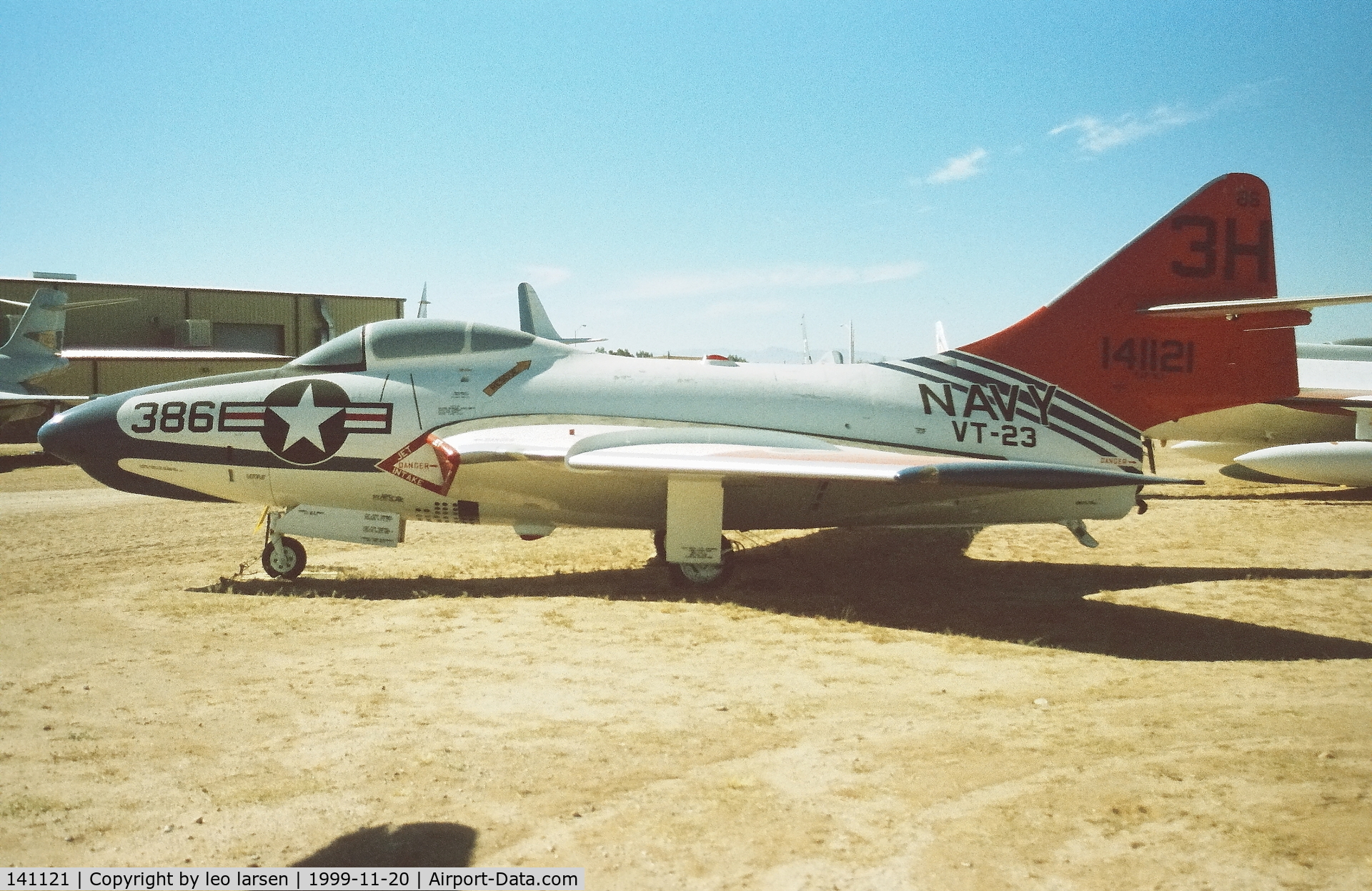 141121, Grumman TAF-9J Cougar C/N 368C, Pima Air Museum 20.11.1999