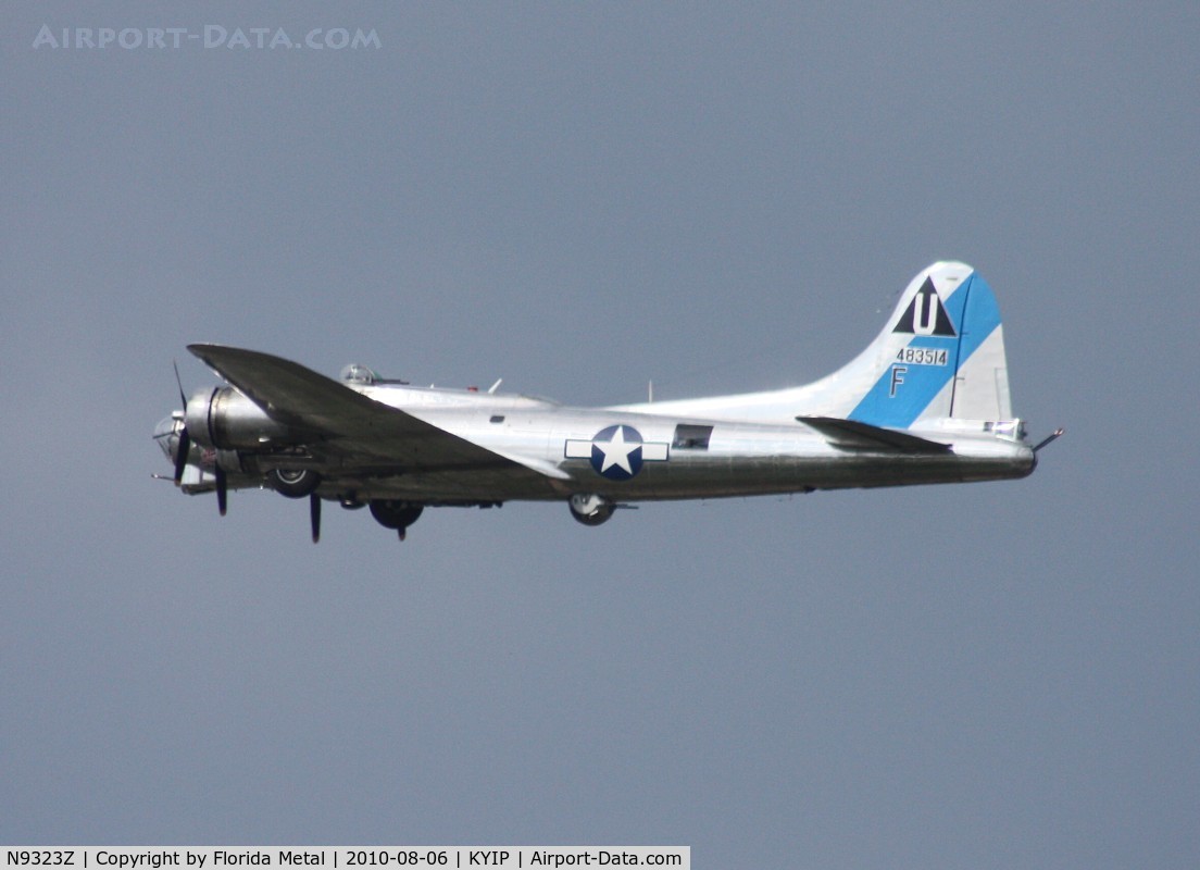 N9323Z, 1944 Boeing B-17G-85-DL Flying Fortress C/N 32155, TOM YIP 2010