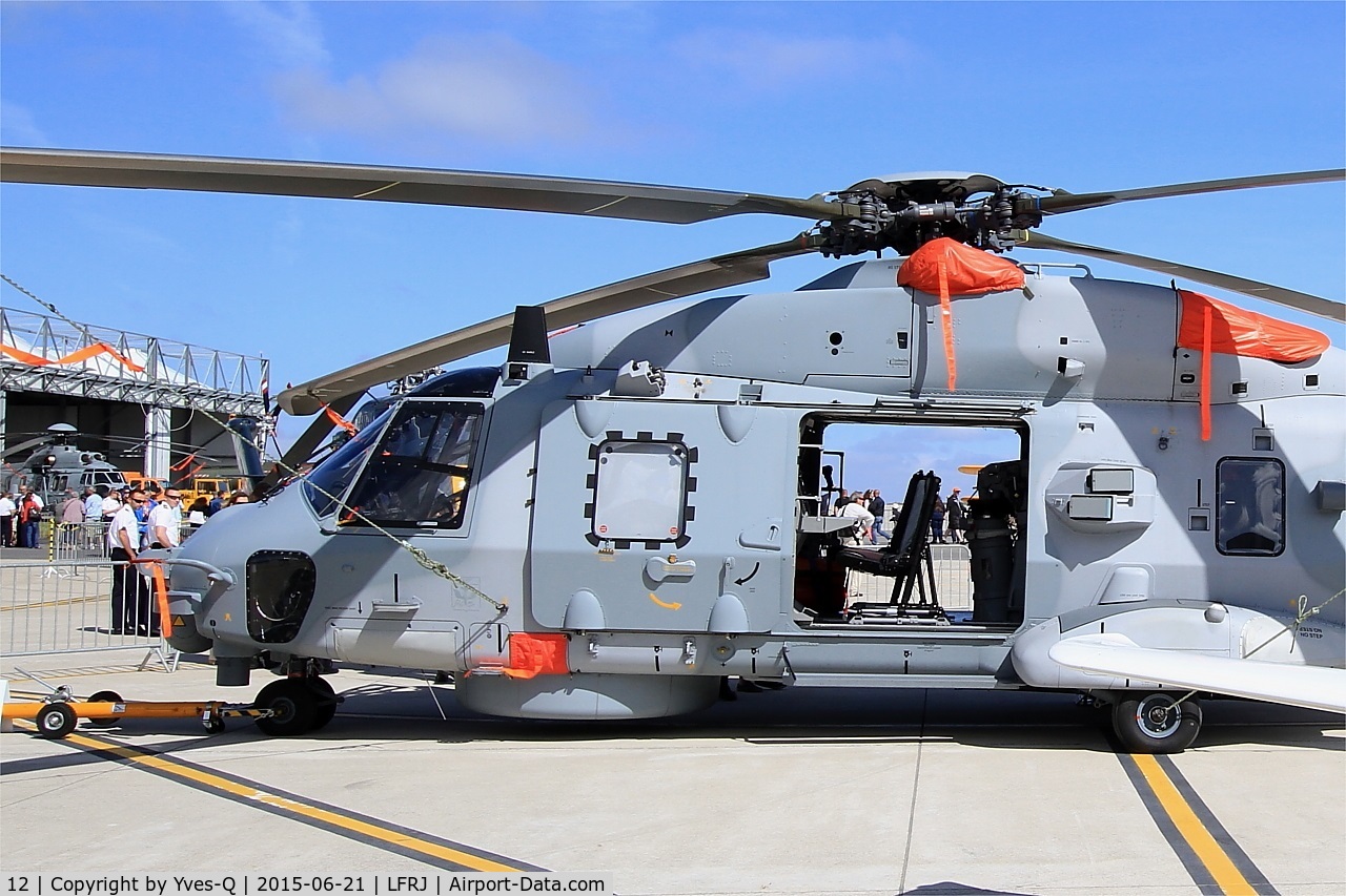 12, 2014 NHI NH-90 NFH Caiman C/N 1300, NH-90 NFH Caïman, Lanvéoc-Poulmic Naval Air Base(LFRL) Open day 2015