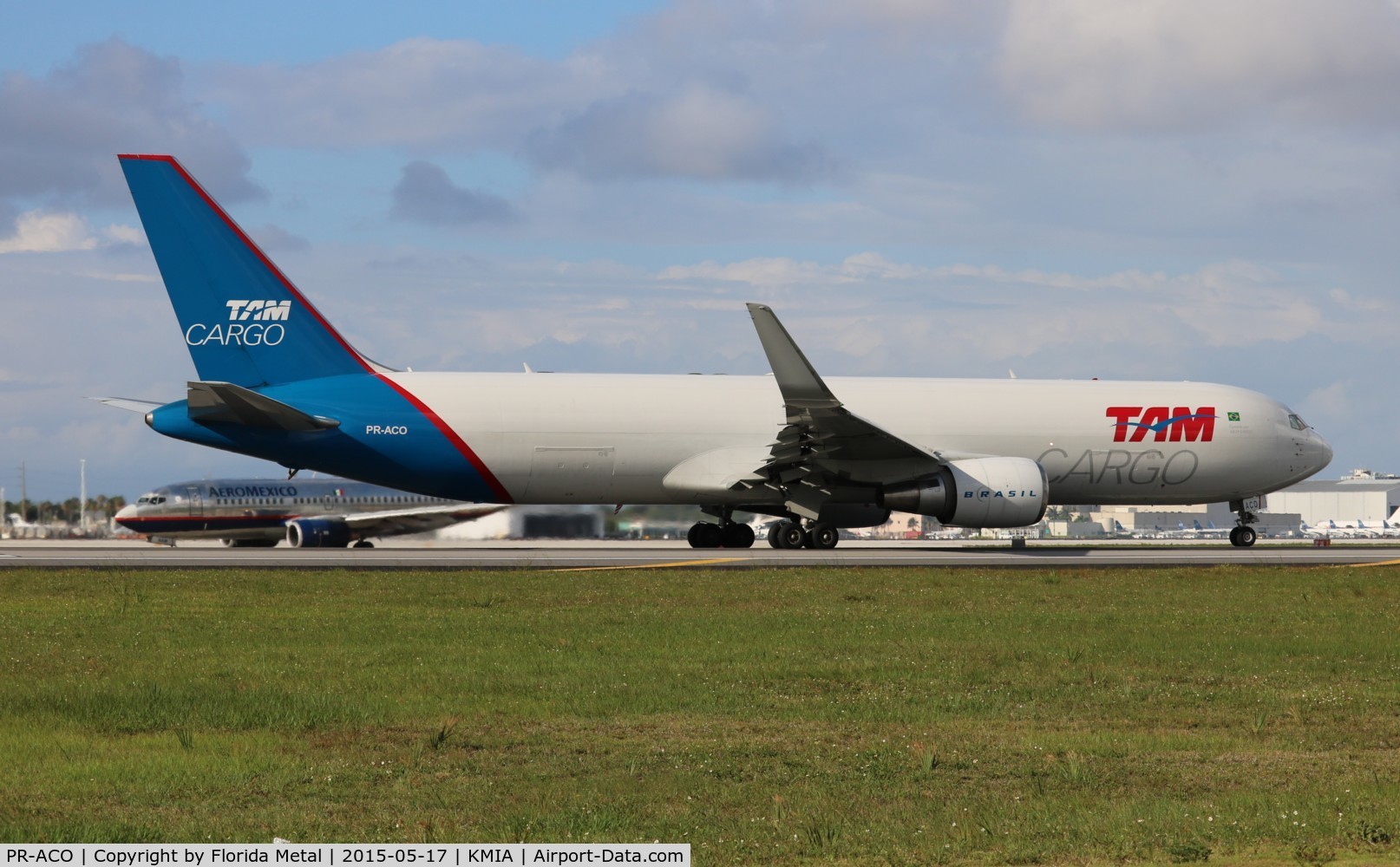 PR-ACO, 2007 Boeing 767-346F C/N 35817, MIA spotting 2015