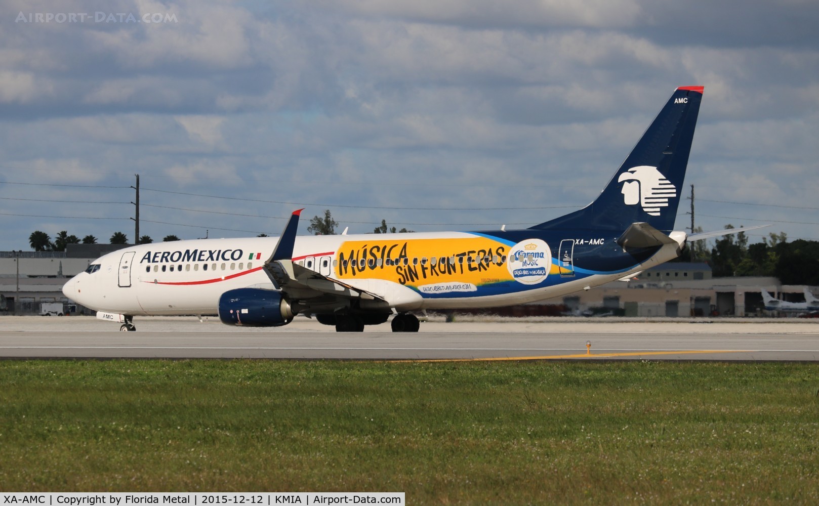 XA-AMC, 2013 Boeing 737-852 C/N 36704, MIA Spotting 2015