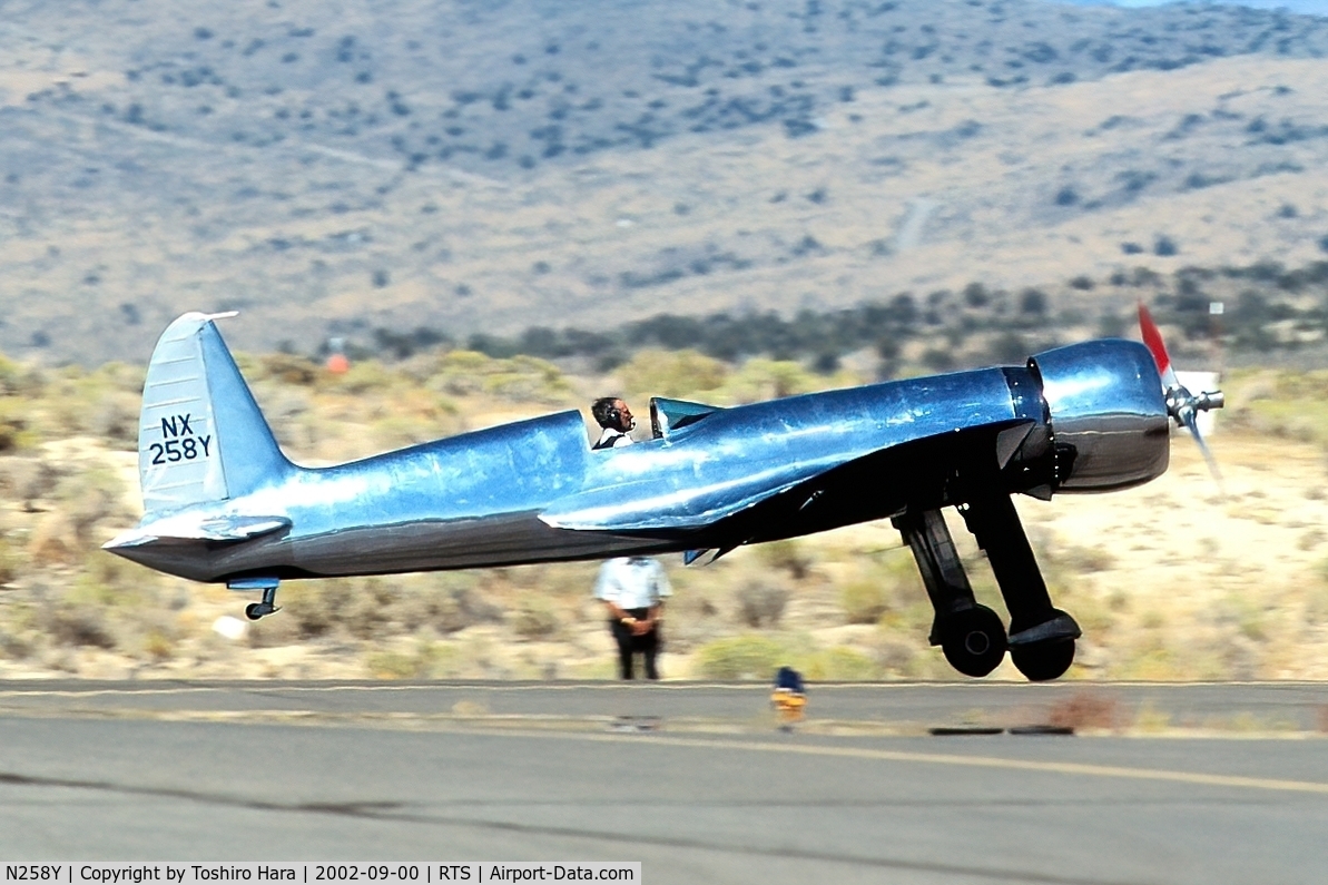 N258Y, 1935 Hughes H-1 C/N 1, at Reno Air Race 2002