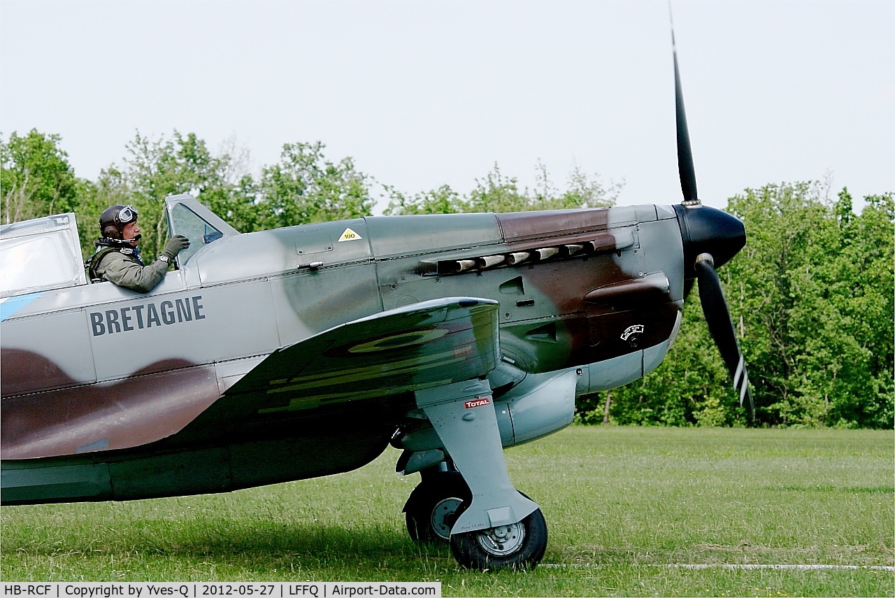 HB-RCF, 1942 Morane-Saulnier D-3801 (MS-412) C/N 194, Morane Saulnier MS-412 (EKW D-3801), Taxiing, La Ferté-Alais ( LFFQ) 2012