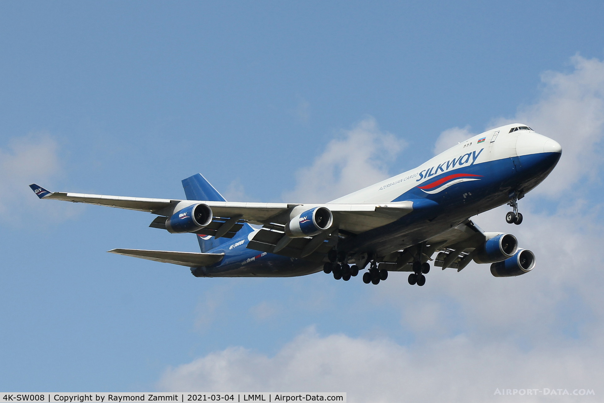 4K-SW008, 1999 Boeing 747-4R7F/SCD C/N 29732, B747 4K-SW008 Silkway West Airlines