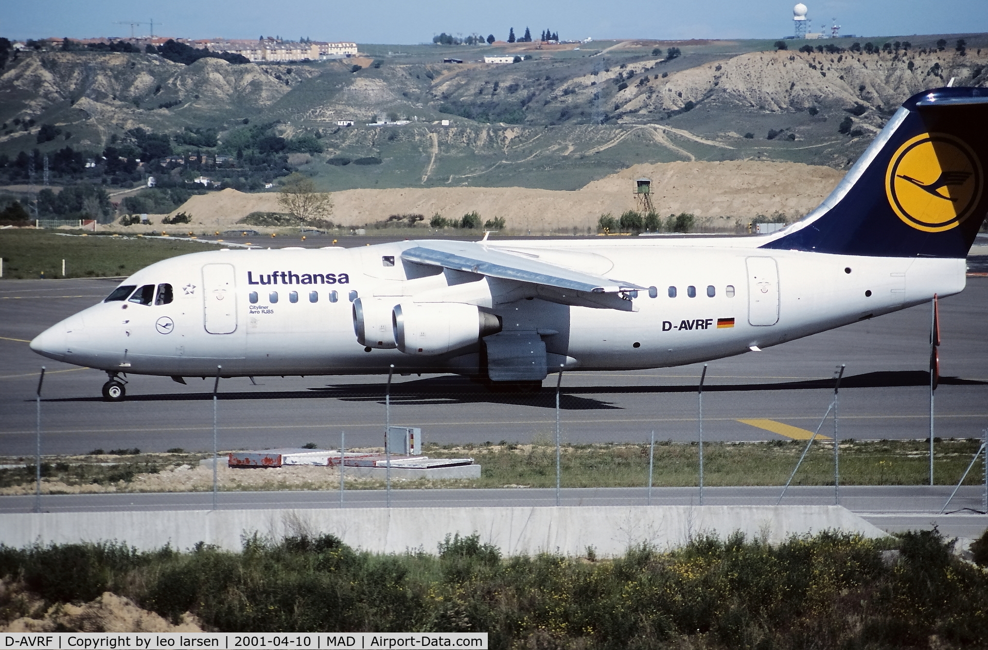 D-AVRF, 1995 British Aerospace Avro 146-RJ85 C/N E.2269, Madrid 10.4.2001