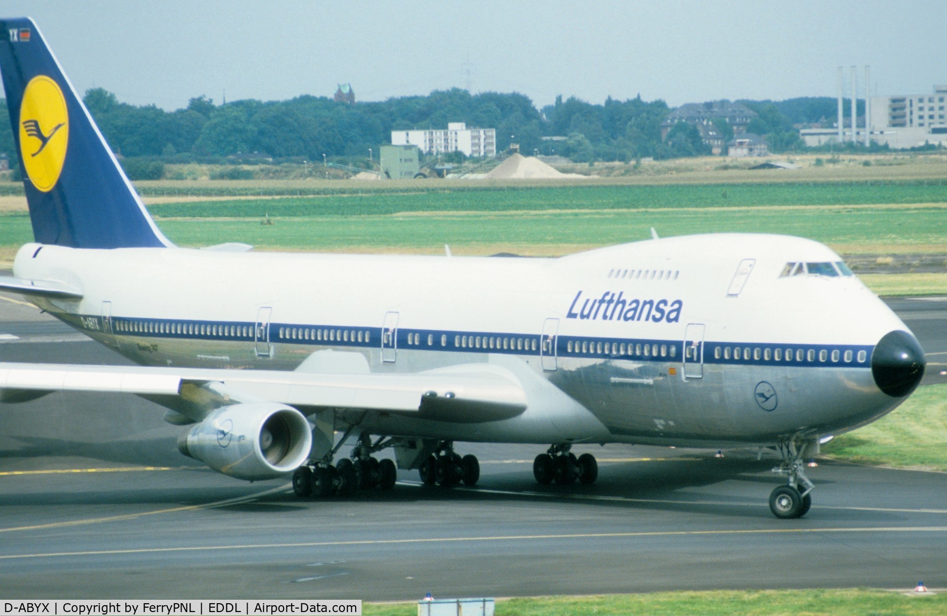 D-ABYX, 1981 Boeing 747-230B C/N 22670, Lufthansa operated DUS-JFK with B742 for a while