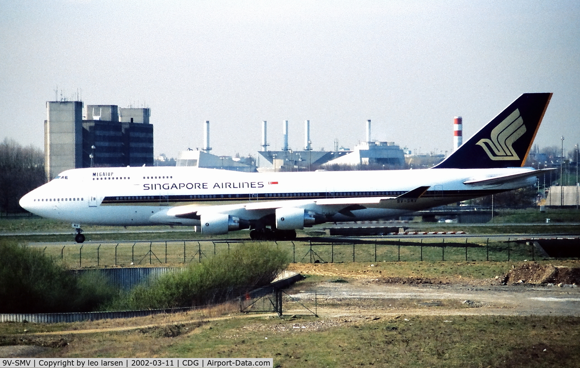 9V-SMV, 1993 Boeing 747-412 C/N 27069, Paris Charles de Gaulle 11.3.2002