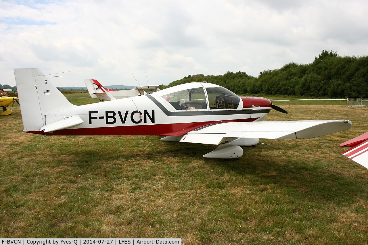 F-BVCN, 1974 Robin HR-200-100 Club C/N 22, Robin HR-200-100 Club, Static display, Guiscriff airfield (LFES) open day 2014