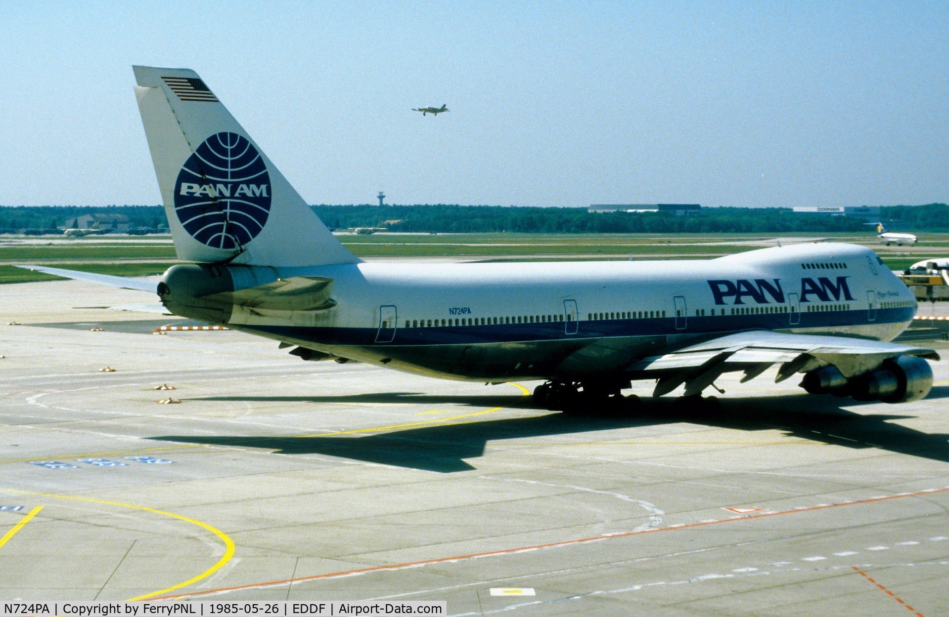N724PA, 1977 Boeing 747-212B C/N 21316, PanAm B742 taxying for departure