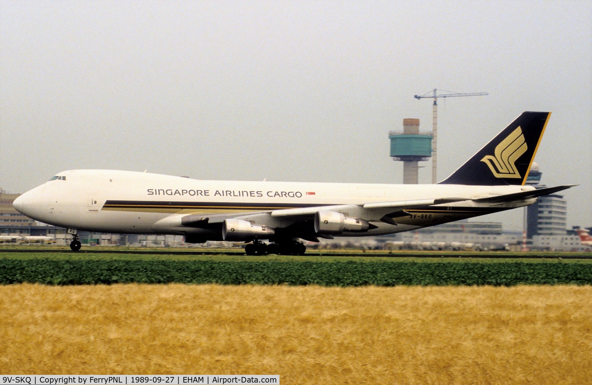9V-SKQ, 1988 Boeing 747-212F C/N 24177, Singapore B742F departing AMS