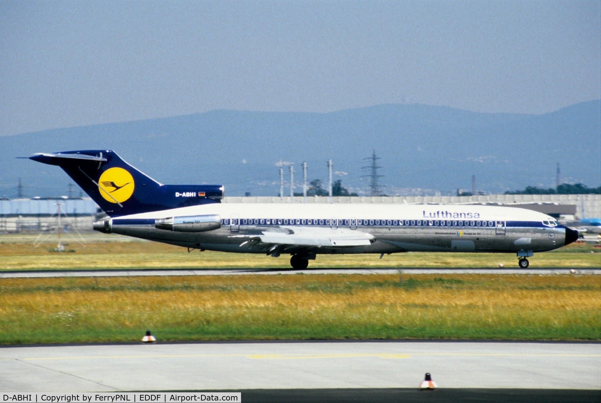 D-ABHI, 1972 Boeing 727-230 C/N 20560, Lufthansa B727 landing