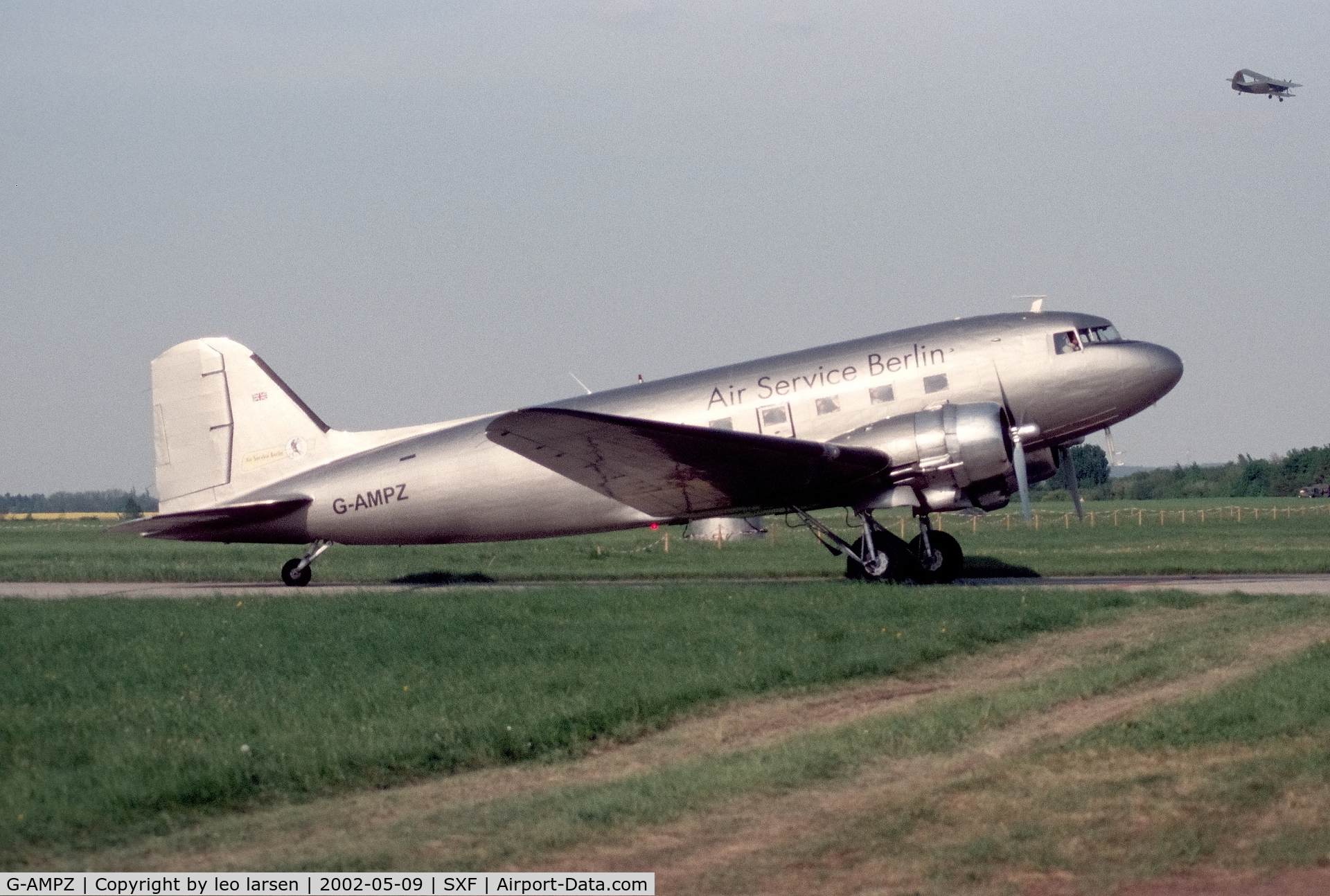 G-AMPZ, 1944 Douglas C-47B Dakota 4 (DC-3) C/N 16124/32872, Berlin ILA 9.5.2002