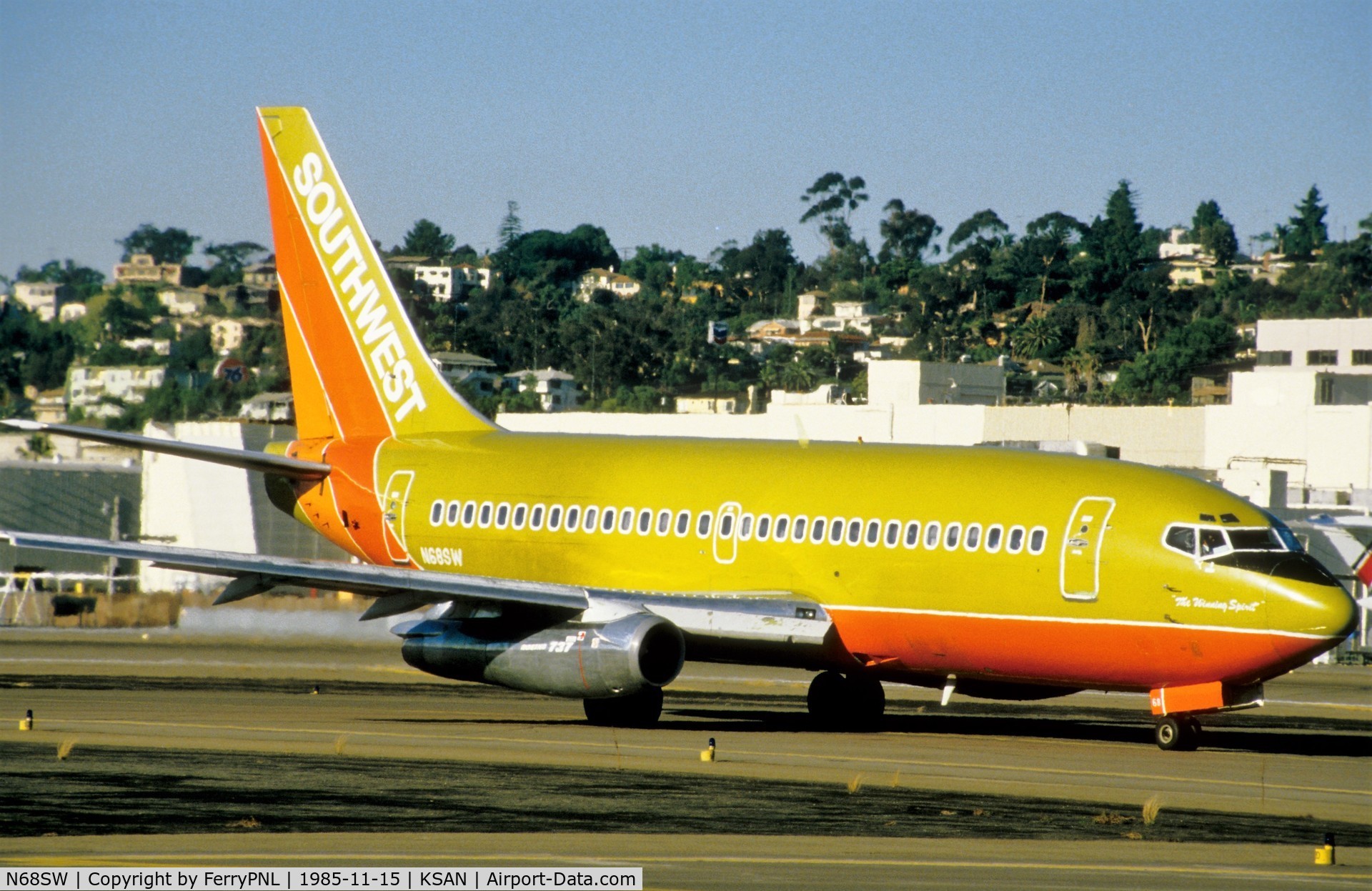 N68SW, 1980 Boeing 737-2H4 C/N 22357, Southwest B732 about to depart SAN
