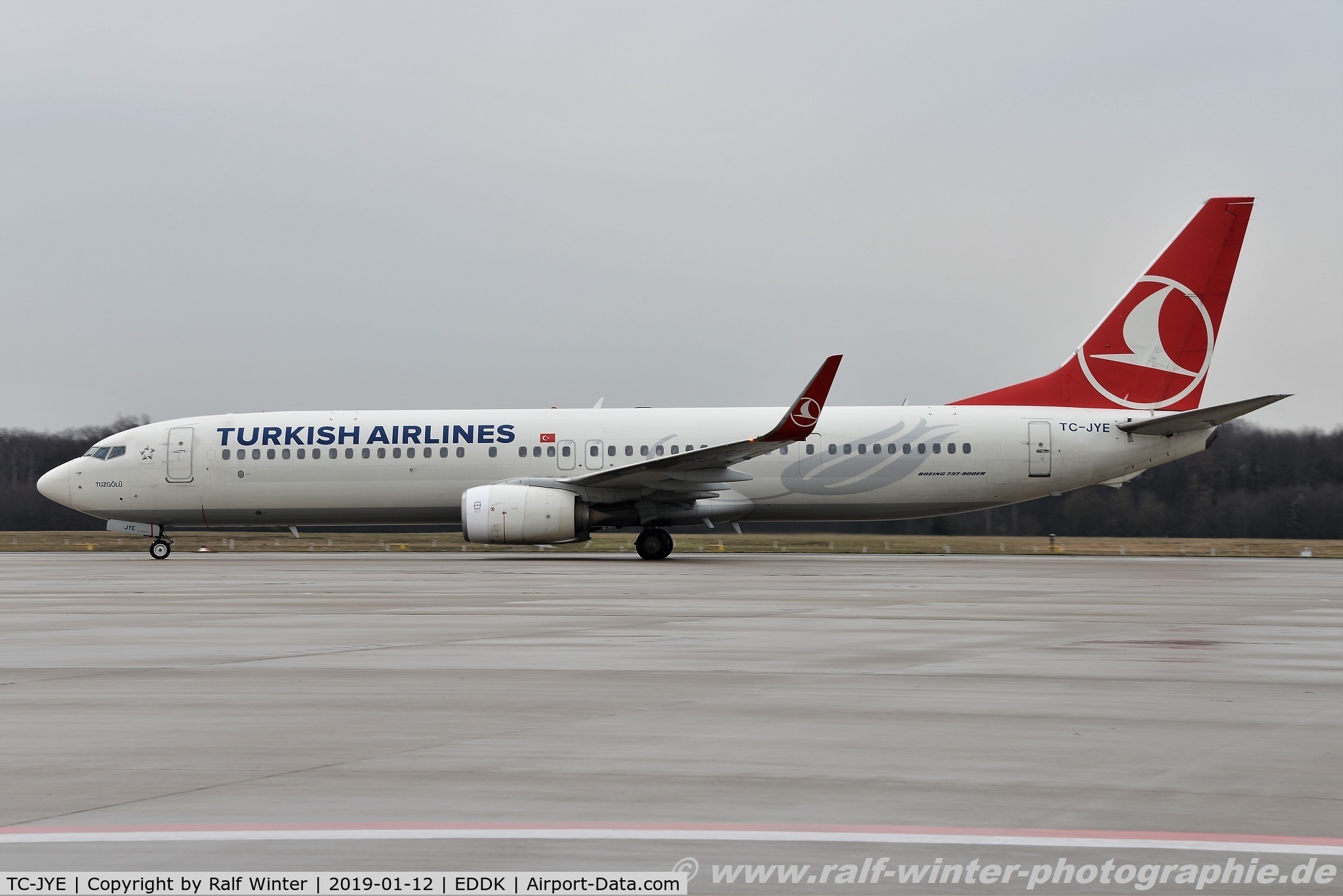 TC-JYE, 2012 Boeing 737-9F2/ER C/N 40979, Boeing 737-9F2ER(W) - TK THY Turkish Airlines 'Tuz Gölü' - 40979 - TC-JYE - 12.01.2019 - CGN